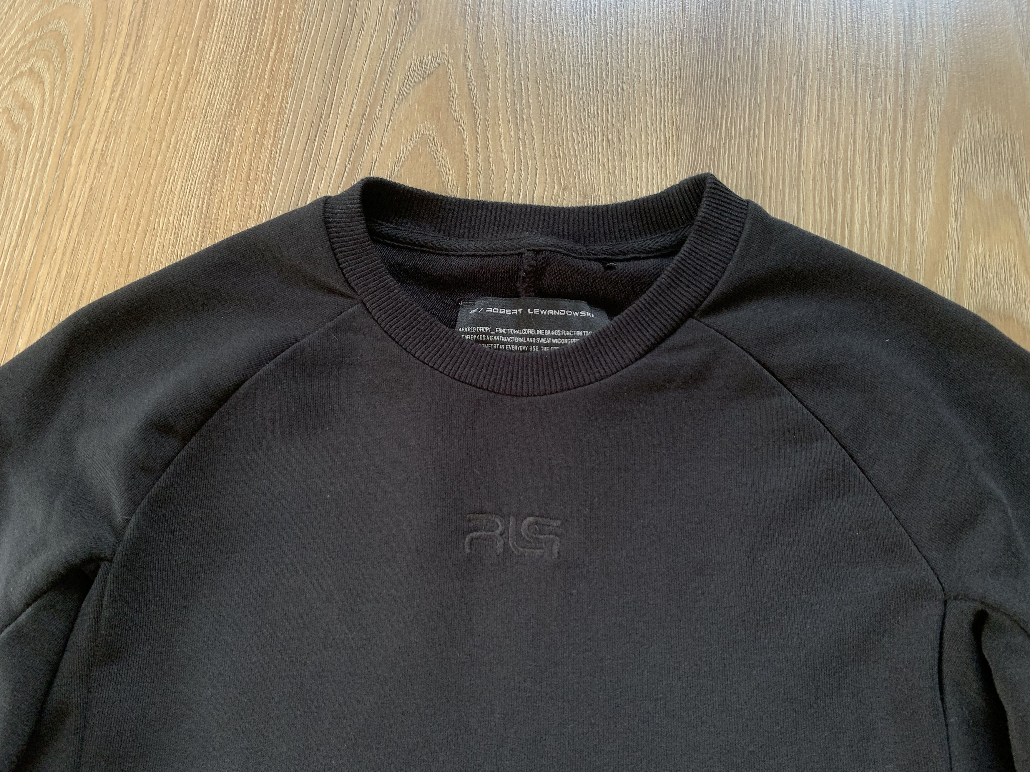 Other Robert Lewandowski Men's Black Cotton Sweater Size US XS / EU 42 / 0 - 4 Thumbnail