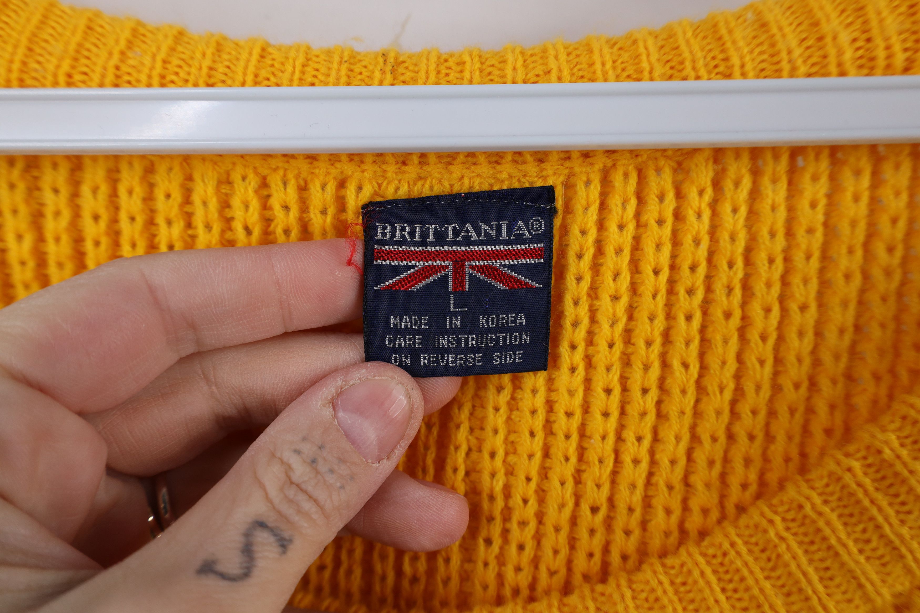 Vintage Vintage 90s Streetwear Ribbed Knit Crewneck Sweater Yellow Size US L / EU 52-54 / 3 - 4 Thumbnail