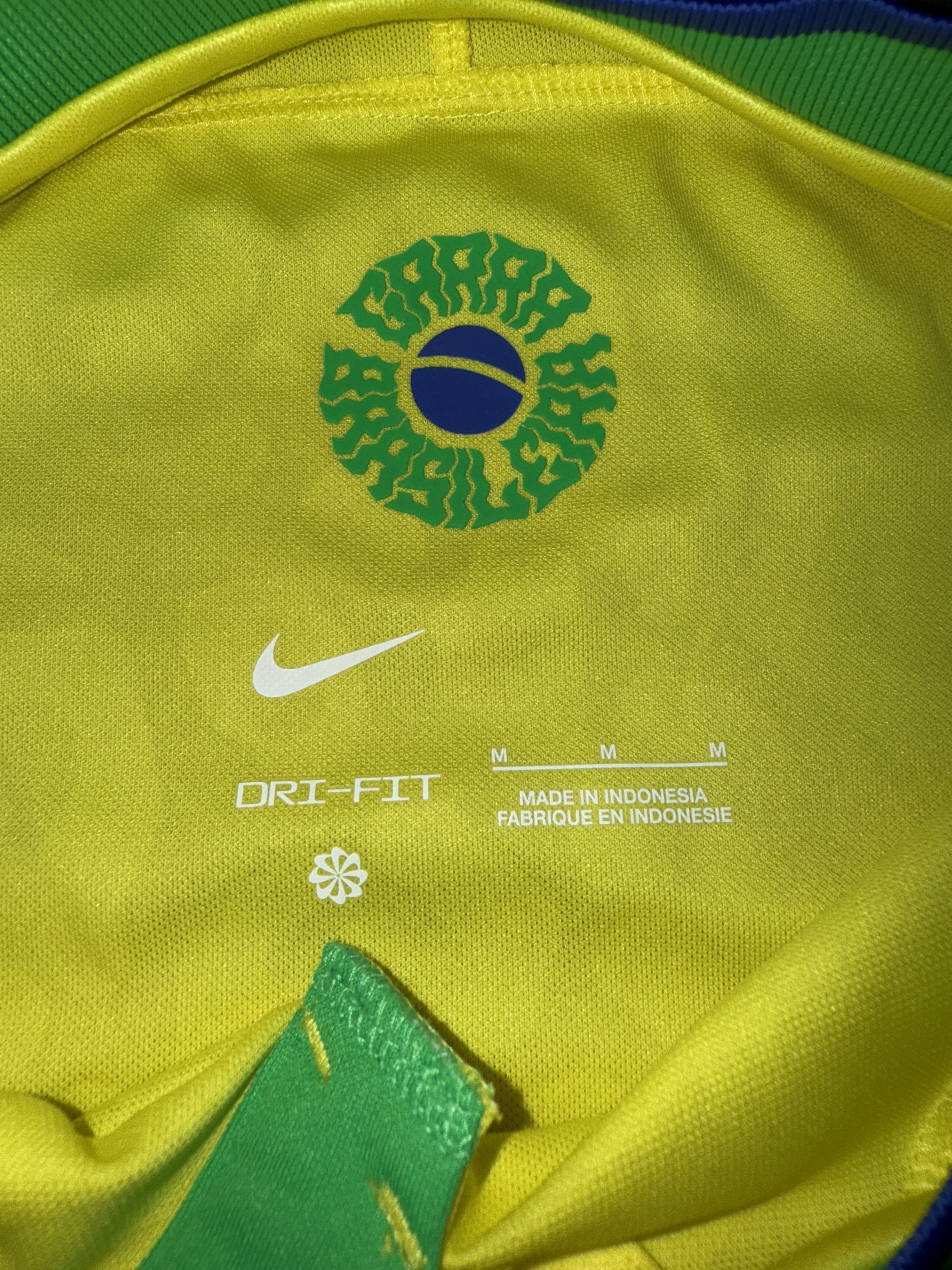 Nike World Cup Jersey 2022 - Brazil Size US M / EU 48-50 / 2 - 3 Thumbnail
