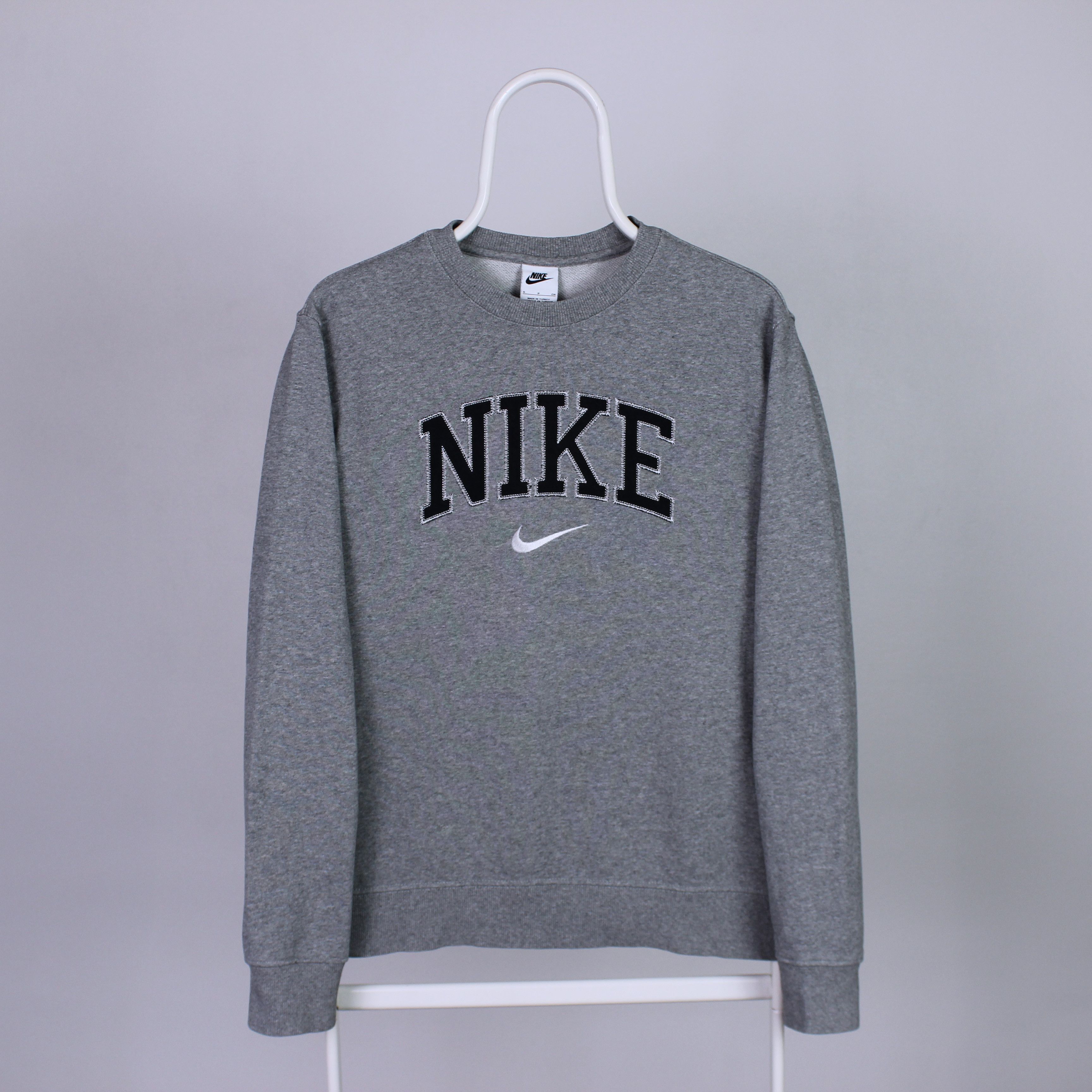 Nike Nike sweatshirt centr logo S cotton gray Size US S / EU 44-46 / 1 - 11 Thumbnail