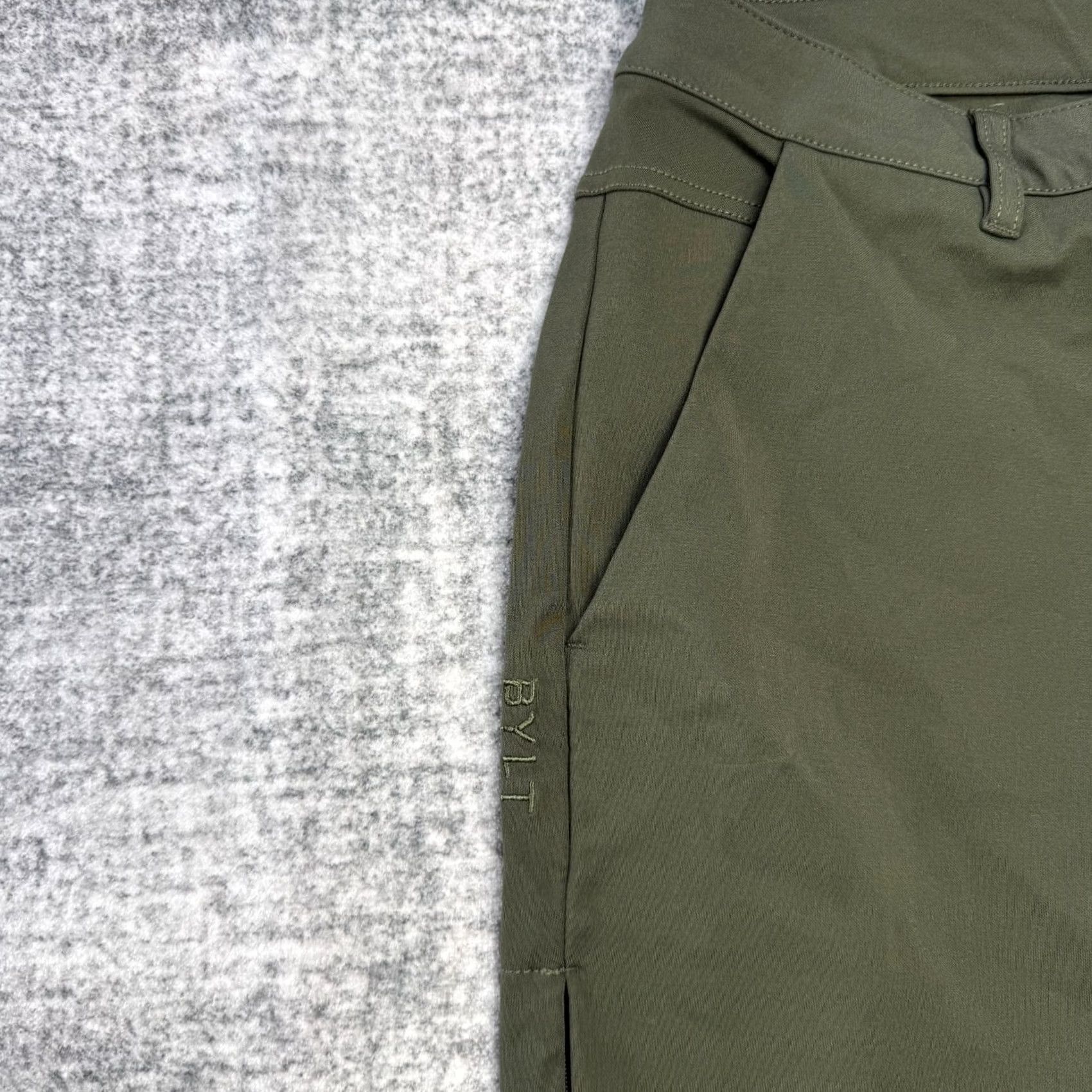 Vintage BYLT Every Day Pants 2.0 Mens 34 Green Chino Tapered Stretch 5-Pocket Casual Business Travel 30x32 Regular Mens Size US 34 / EU 50 - 5 Thumbnail