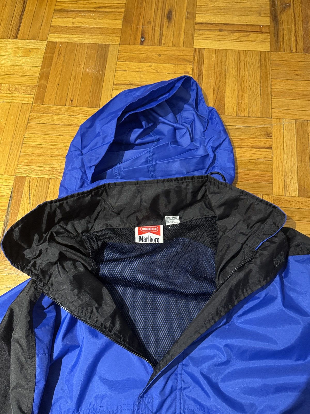 Marlboro Marlboro Windbreaker Size US XL / EU 56 / 4 - 4 Thumbnail