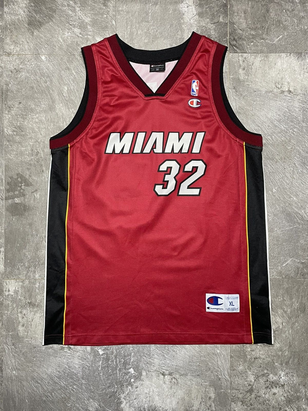 Champion Vintage Champion Miami Heat Shaquille O’Neal #32 Jersey 90s Size US XL / EU 56 / 4 - 1 Thumbnail