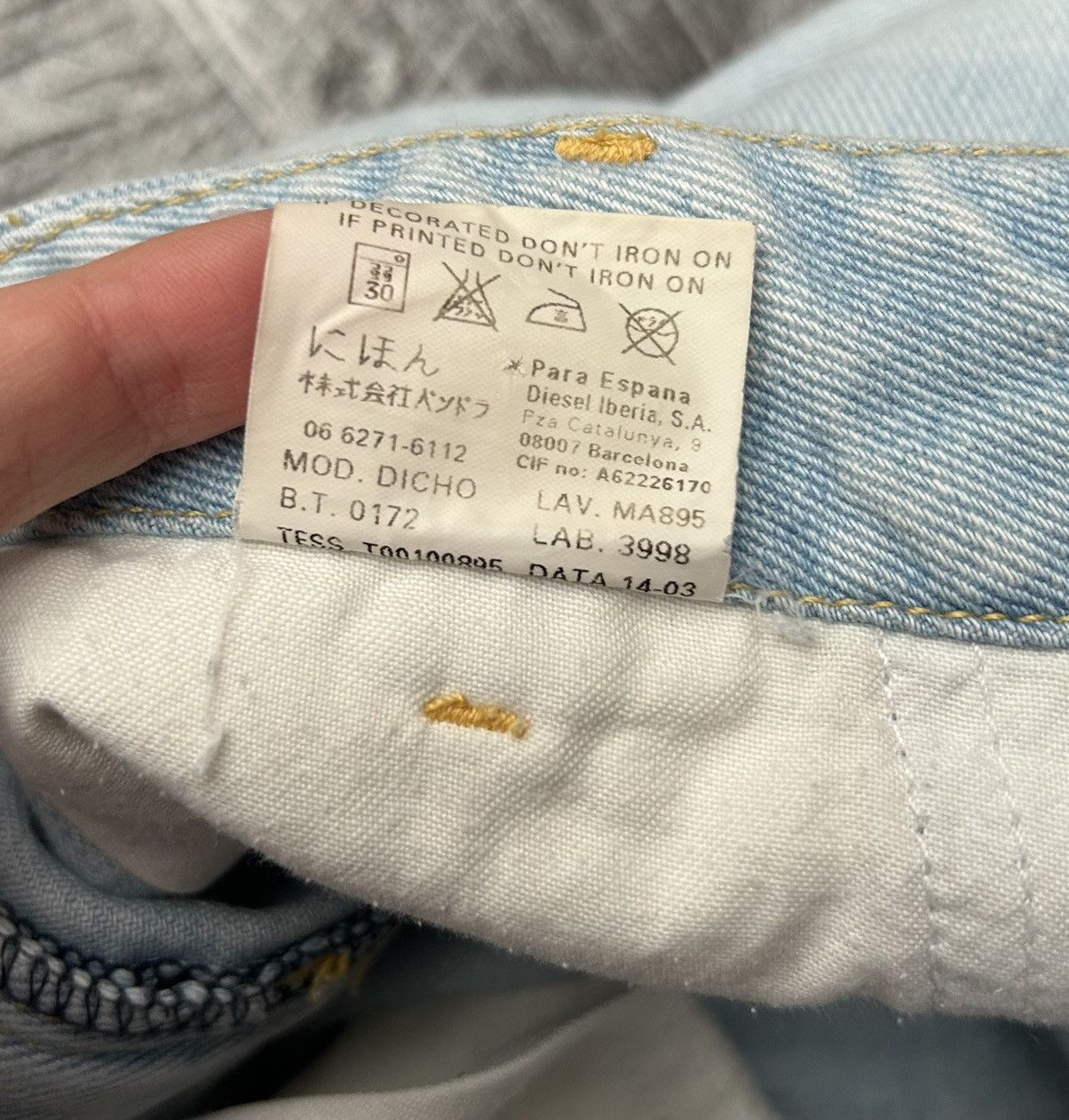 Diesel × Vintage Vintage Y2k Diesel Washed Blue Denim Skirt Knee Lenght Size 27" / US 4 / IT 40 - 9 Thumbnail