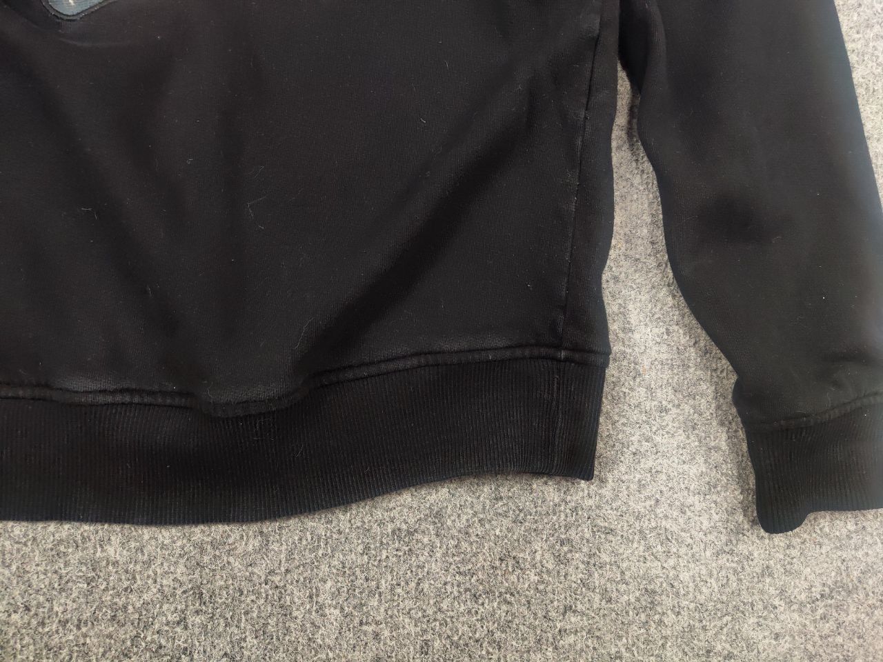 Givenchy Givenchy Girl Logo Embroidery Authentic Crewneck Sweatshirt Size US S / EU 44-46 / 1 - 10 Thumbnail