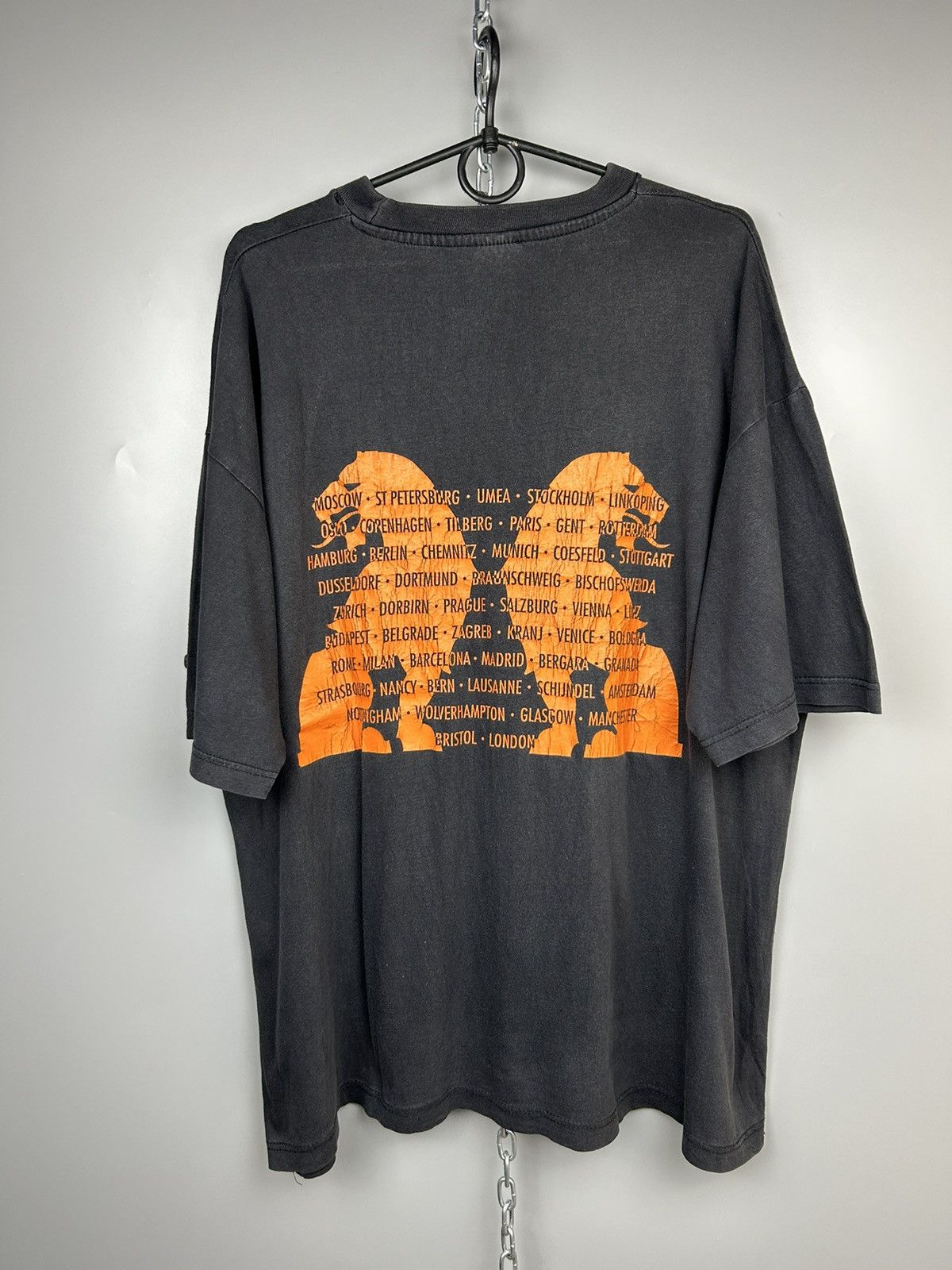 Band Tees × Vintage Vintage Biohazard Band T Shirt Tour 90s Size US XL / EU 56 / 4 - 2 Thumbnail