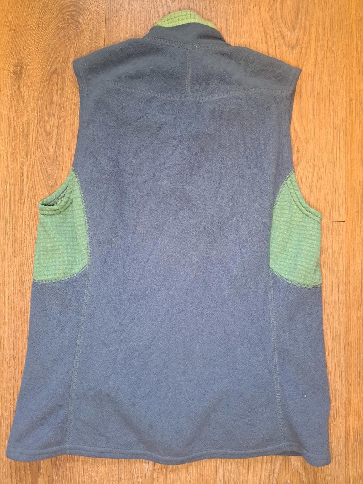 Patagonia VINTAGE Patagonia Vest Fleece Jacket Womens Medium Gray Size M / US 6-8 / IT 42-44 - 8 Thumbnail