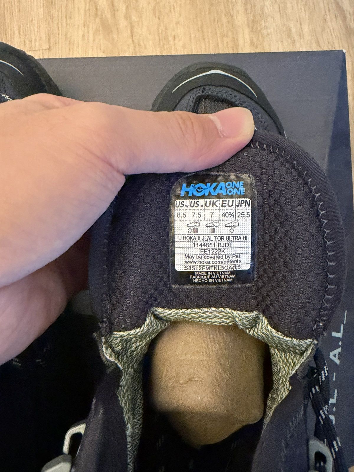 Hoka × _J.L-A.L_ Hoka x JLAL Tor ultra hi Size US 7.5 / EU 40-41 - 3 Thumbnail