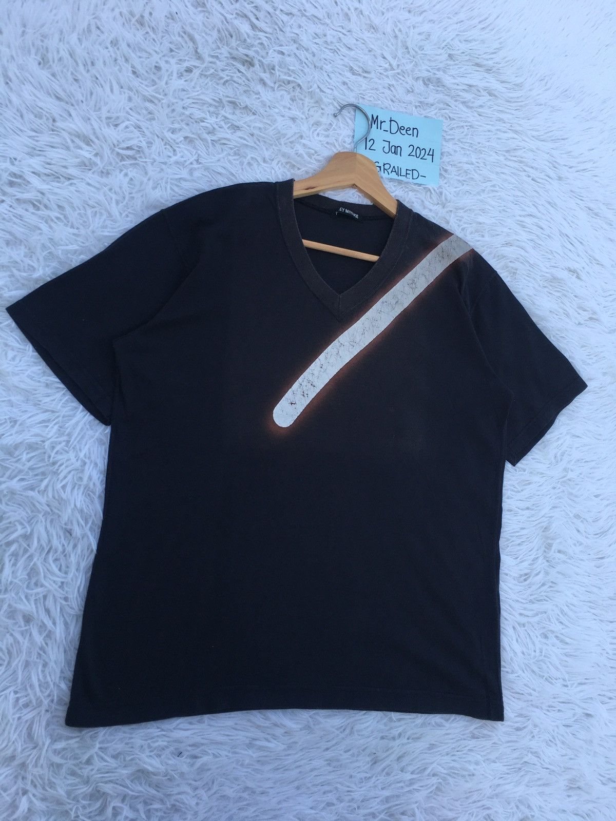 Issey Miyake Rare Vintage Issey Miyake V Neck Tshirt Size US M / EU 48-50 / 2 - 2 Thumbnail