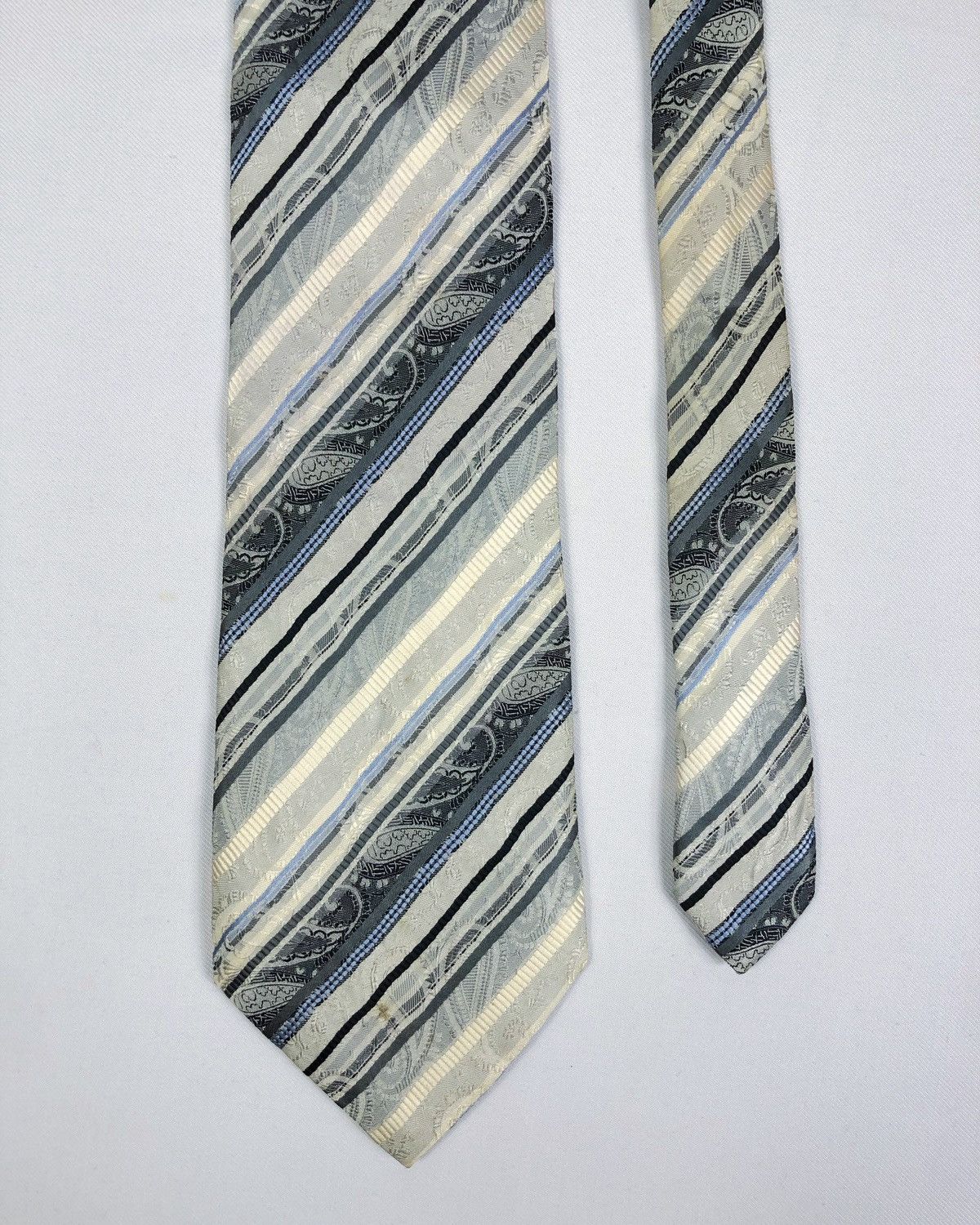 Balmain Rare Balmain Silk Tie Size ONE SIZE - 3 Thumbnail