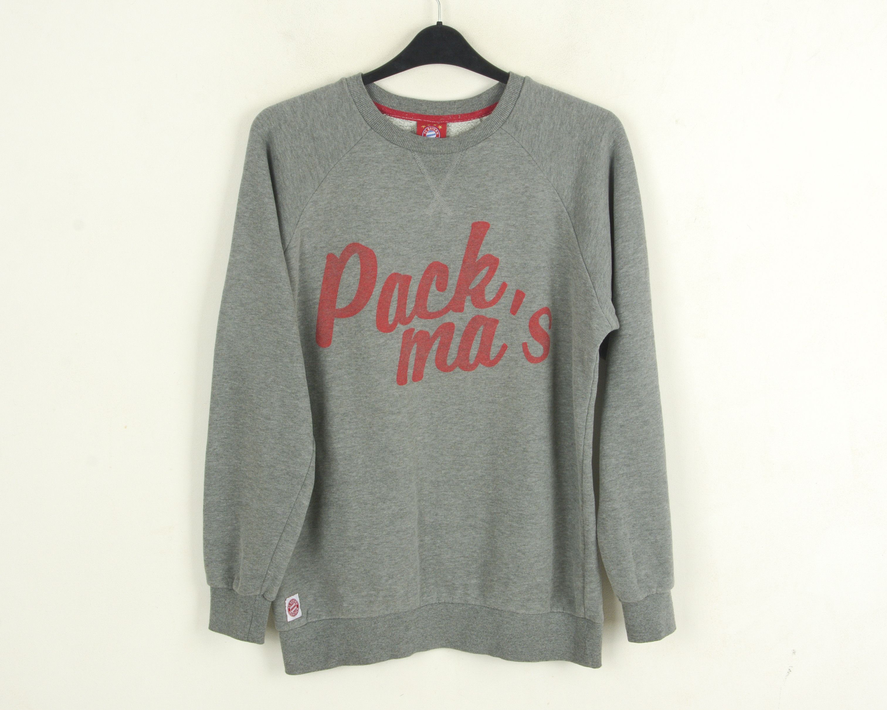 Other Bayern Munich PACK MA'S Mens M Soccer Pullover Sweatshirt Size US M / EU 48-50 / 2 - 1 Thumbnail