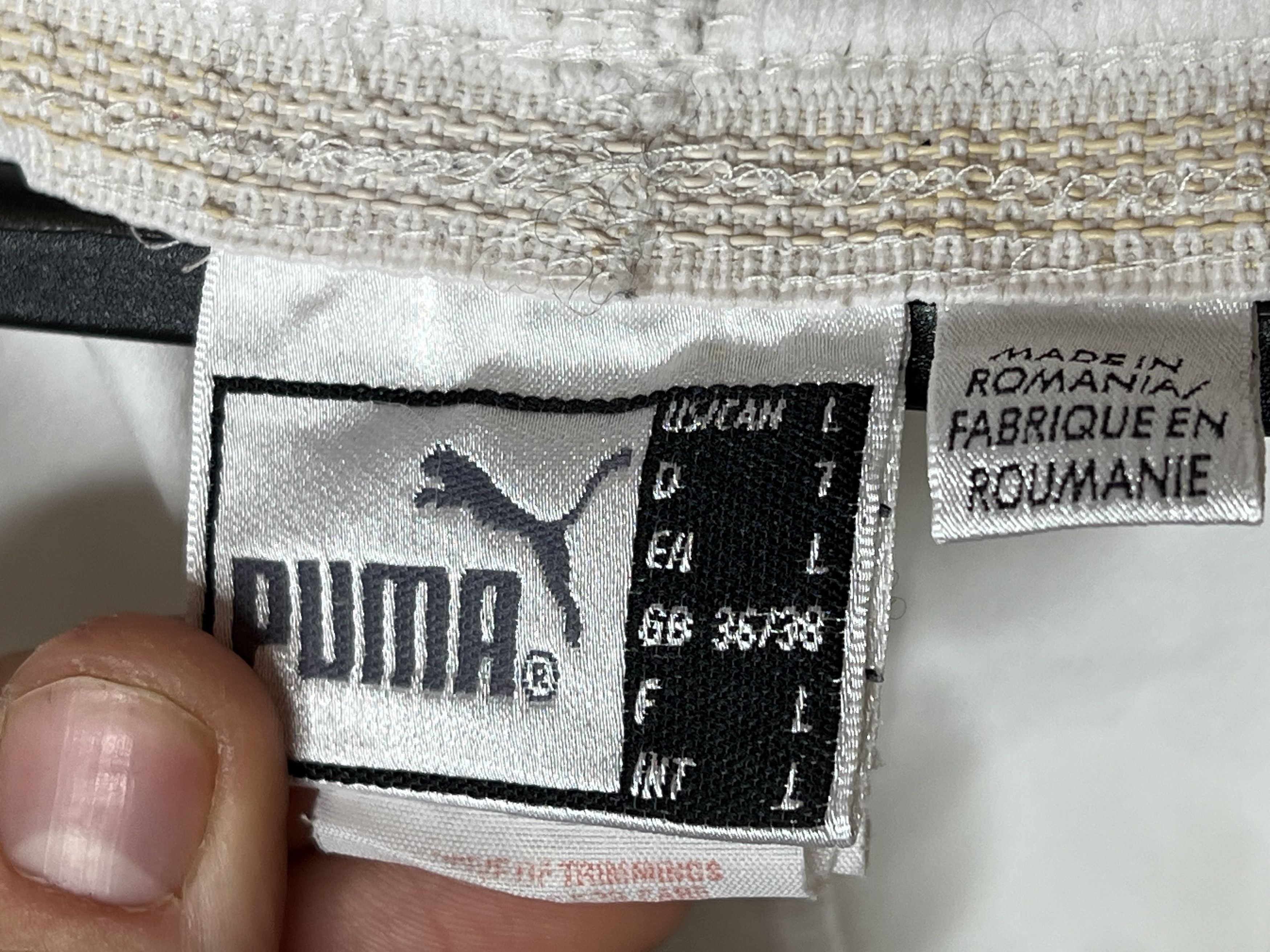 Puma MONACO 2001 2002 HOME SHORTS FOOTBALL SOCCER PUMA SIZE L Size US 32 / EU 48 - 5 Thumbnail