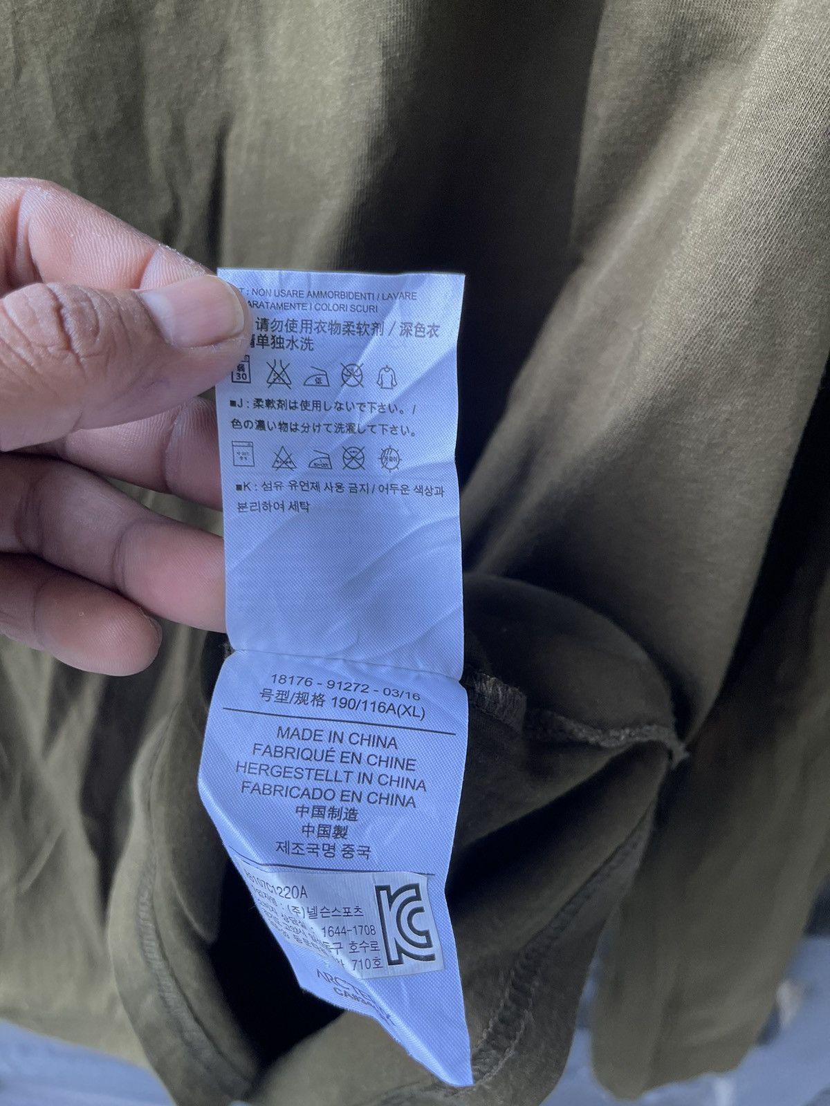 Arc'teryx Arc’teryx long sleeve shirt📸 Size US XL / EU 56 / 4 - 7 Thumbnail