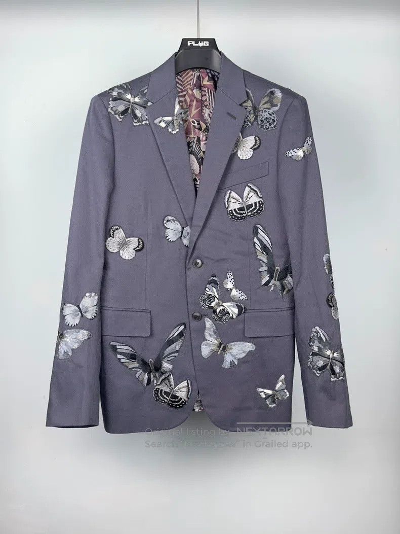 Valentino Valentino Haze-colored embroidered butterfly suit Size 46S - 1 Thumbnail