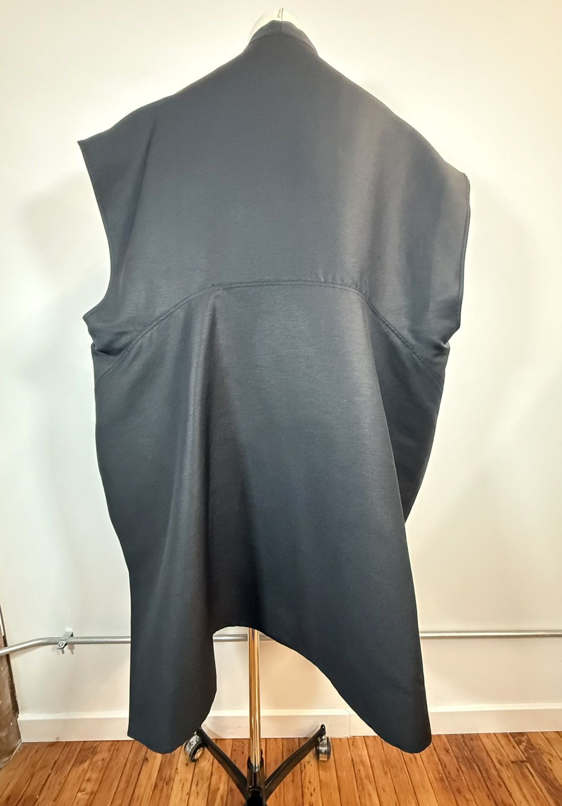 Rick Owens Rick Owens SS17 "Resonance" Oversized Sleeveless Tunic Vest Size L / US 10 / IT 46 - 3 Thumbnail