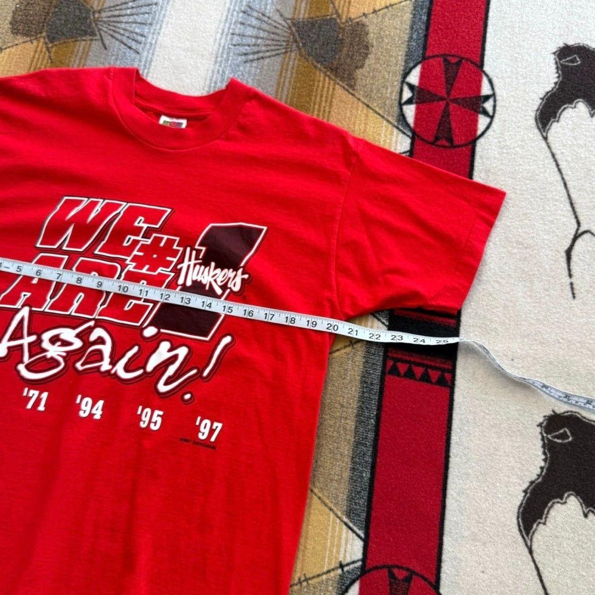 Fruit Of The Loom VINTAGE 90s Nebraska Cornhuskers Football Champions T-Shirt Men L Red 1997 Football College University 90s Short Sleeve Shirt Mens Size US L / EU 52-54 / 3 - 6 Thumbnail