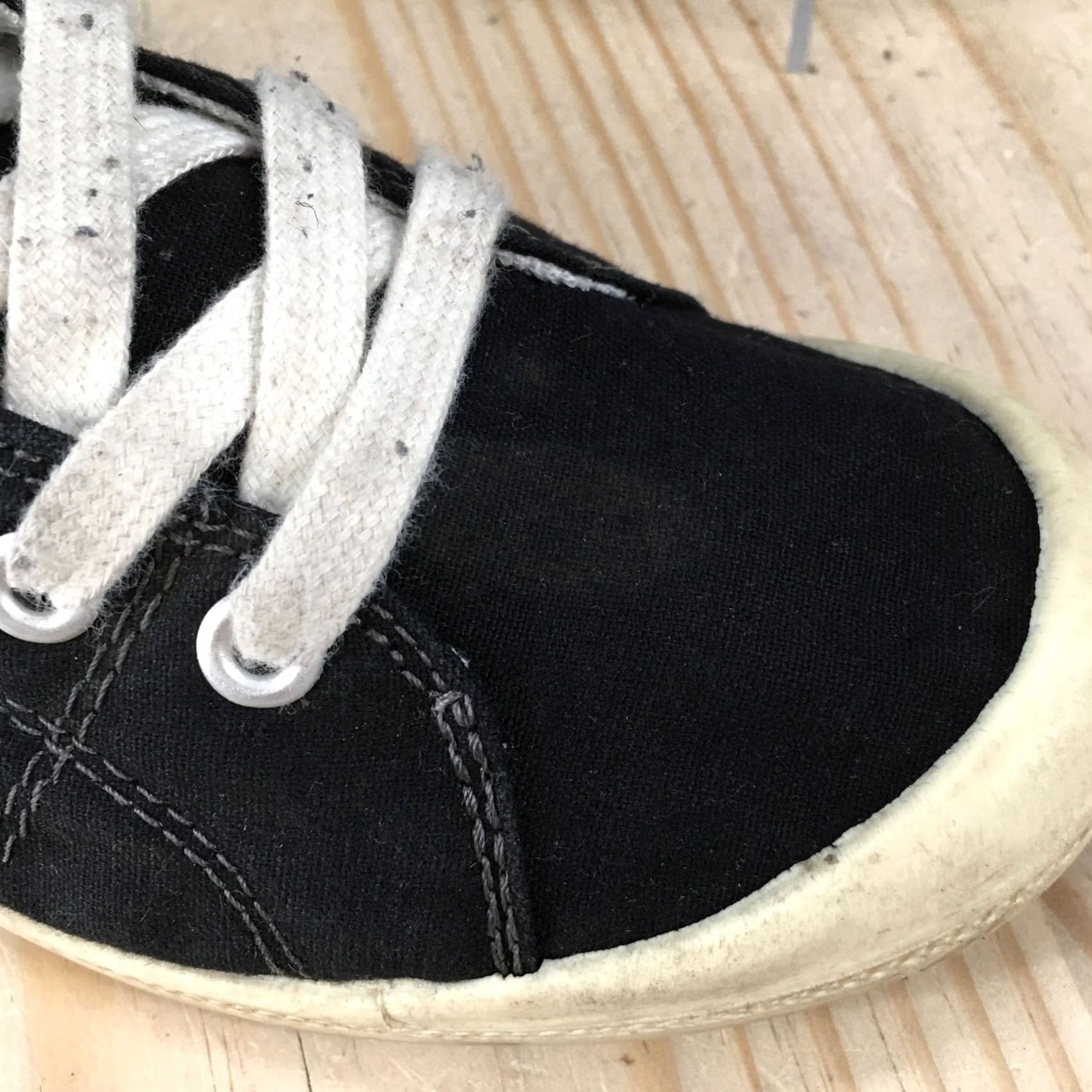 Vintage Madden Girl Baailey Shoes Womens 6 Casual Low Top Sneakers Black Fabric Lace Up Size M / US 6-8 / IT 42-44 - 4 Thumbnail