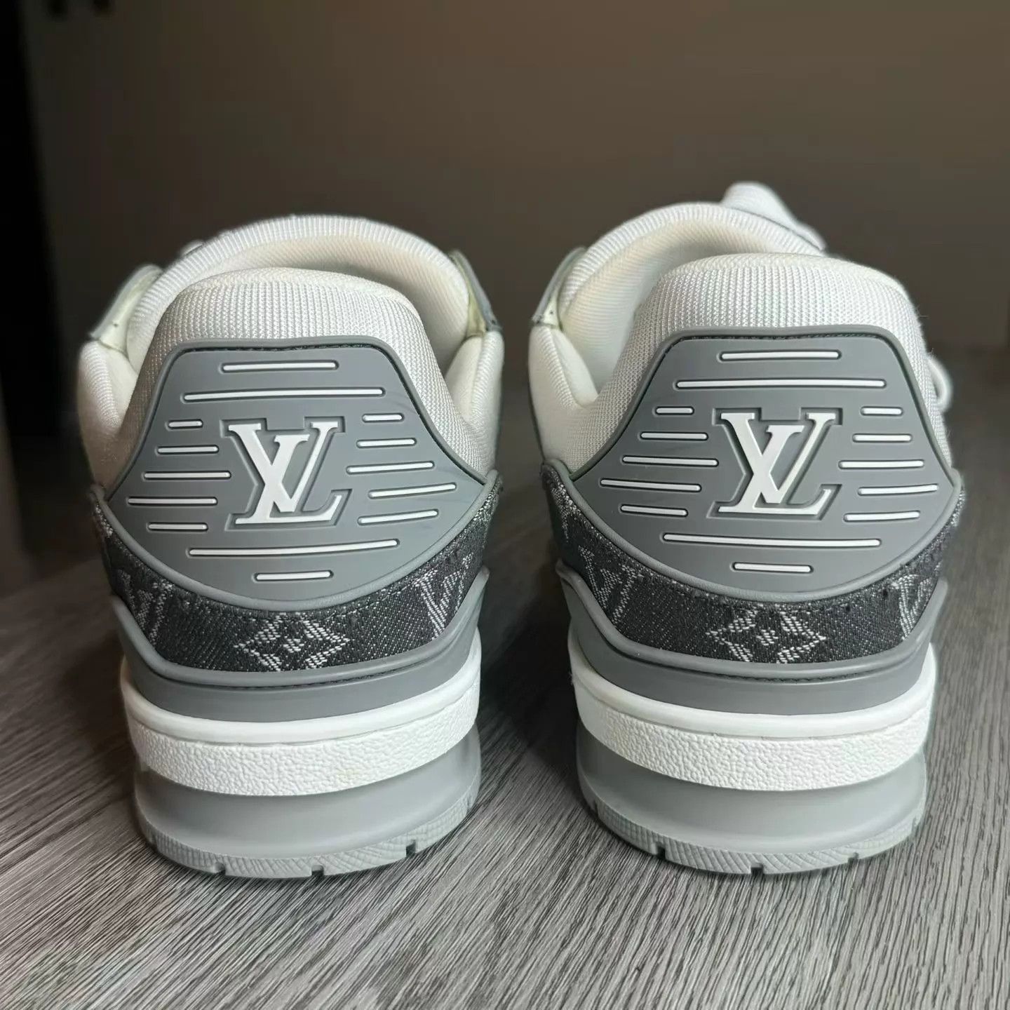Louis Vuitton LOUIS VUITTON Trainer Gray & White Denim 42.5 95 New Size US 9.5 / EU 42-43 - 5 Thumbnail