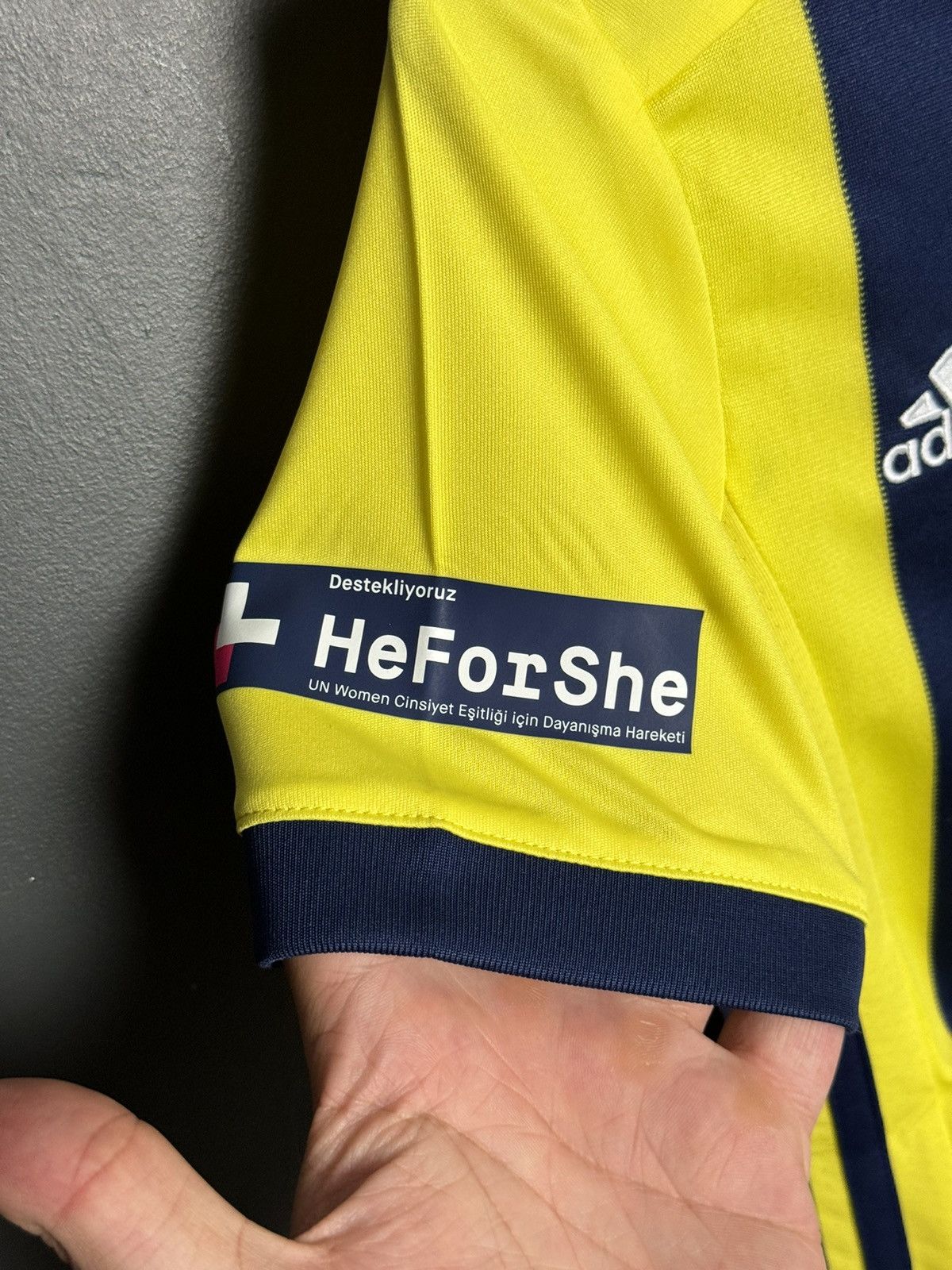 Adidas KIDS New Fenerbahce 20/21 Home Football Jersey T-Shirt Size US XS / EU 42 / 0 - 5 Thumbnail