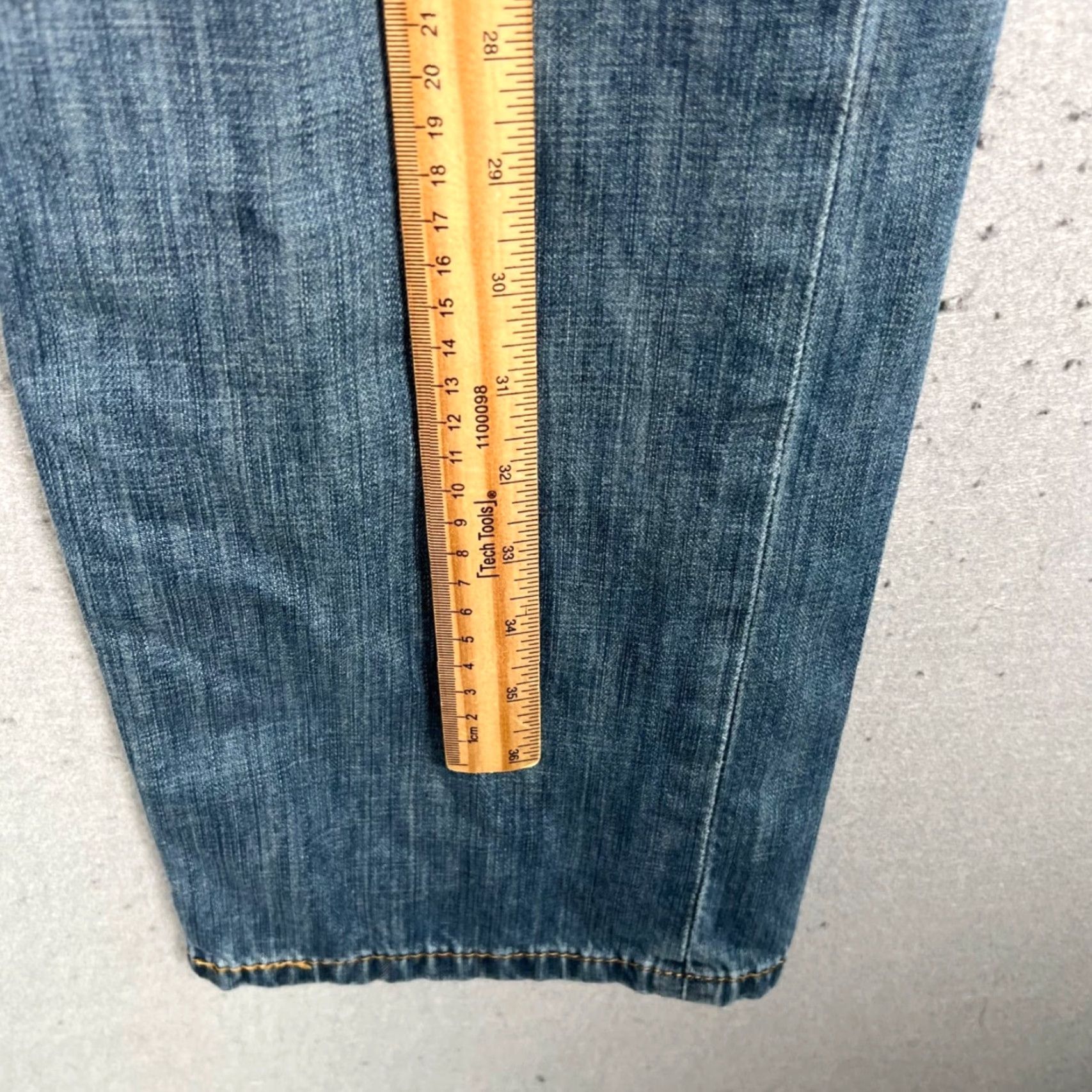 Levi's Levi's 505 Mens Size 34 x 30 Regular Fit Blue Jeans 100% Cotton Denim Regular Jeans Blue Mens Size US 34 / EU 50 - 7 Thumbnail