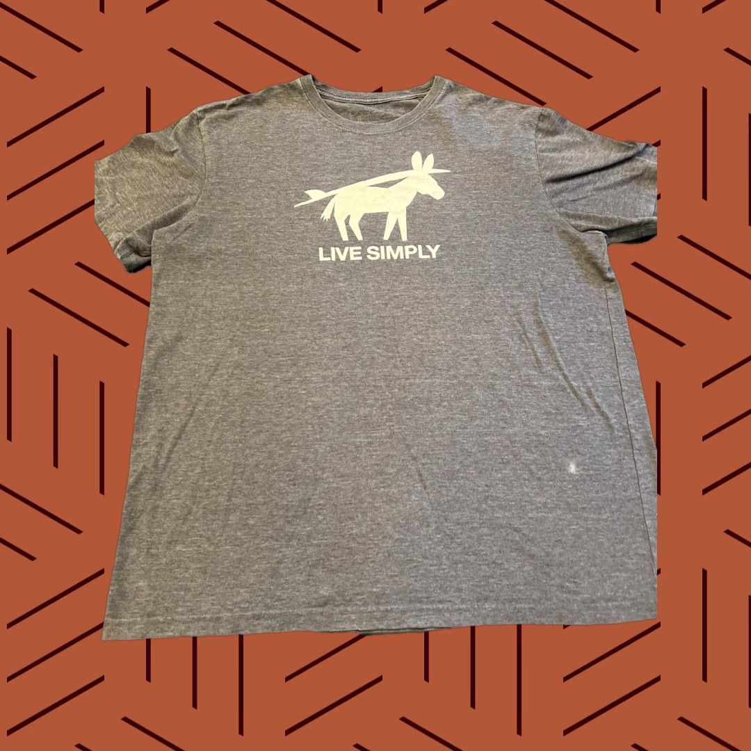 Patagonia VINTAGE Patagonia Surfer’s Mule As A Surfboard Rack ‘Live Simply’ Shirt L Gray Logo Mens Shirt Size US L / EU 52-54 / 3 - 1 Thumbnail