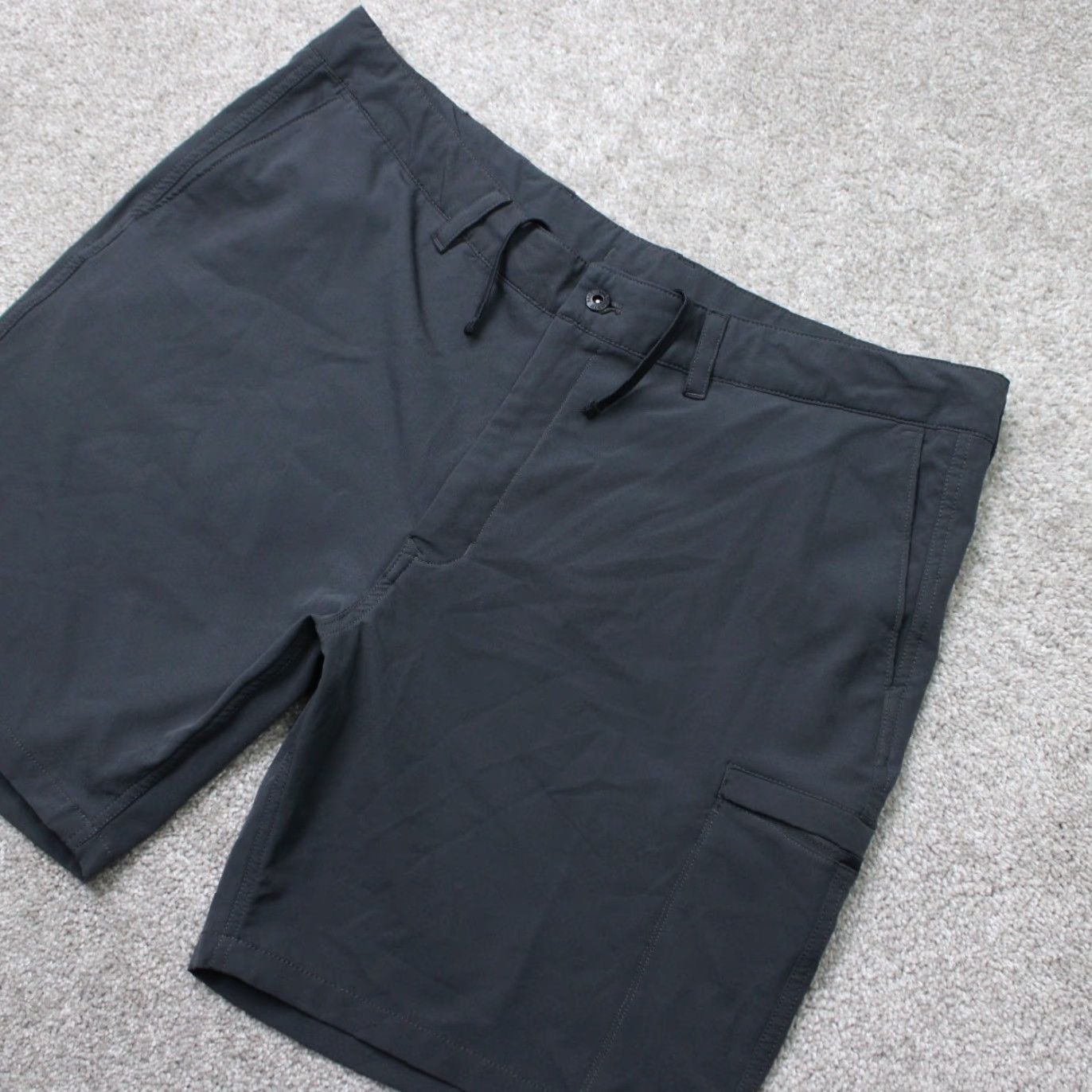 The North Face The North Face Shorts Mens 40 Gray Rolling Sun Packable Performance Hybrid FlashDry Bermuda Casual | Travel | Workwear Mens 40 Gray The North Face Size US 40 / EU 56 - 2 Thumbnail