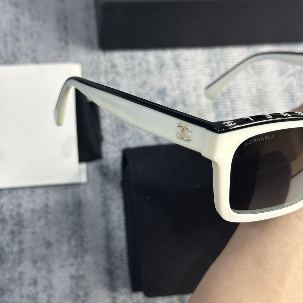 Chanel CHANEL 0CH5417 1763S6 SUNGLASSES Size ONE SIZE - 6 Thumbnail