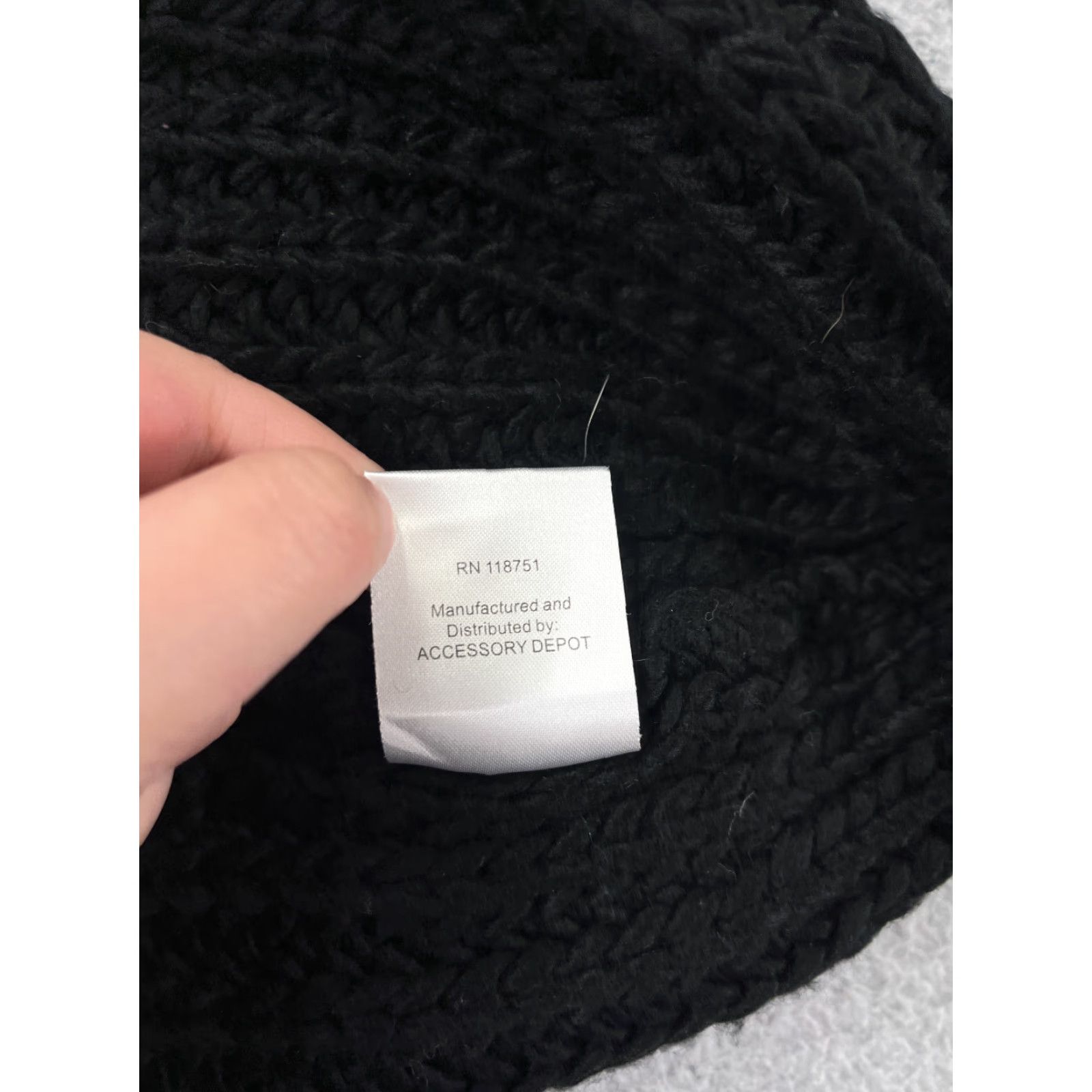 Vintage VINTAGE Accessory Depot Beanie Toque Womens Fall Winter Knit Black Casual Travel Ski Adjustable One Size Size ONE SIZE - 7 Thumbnail