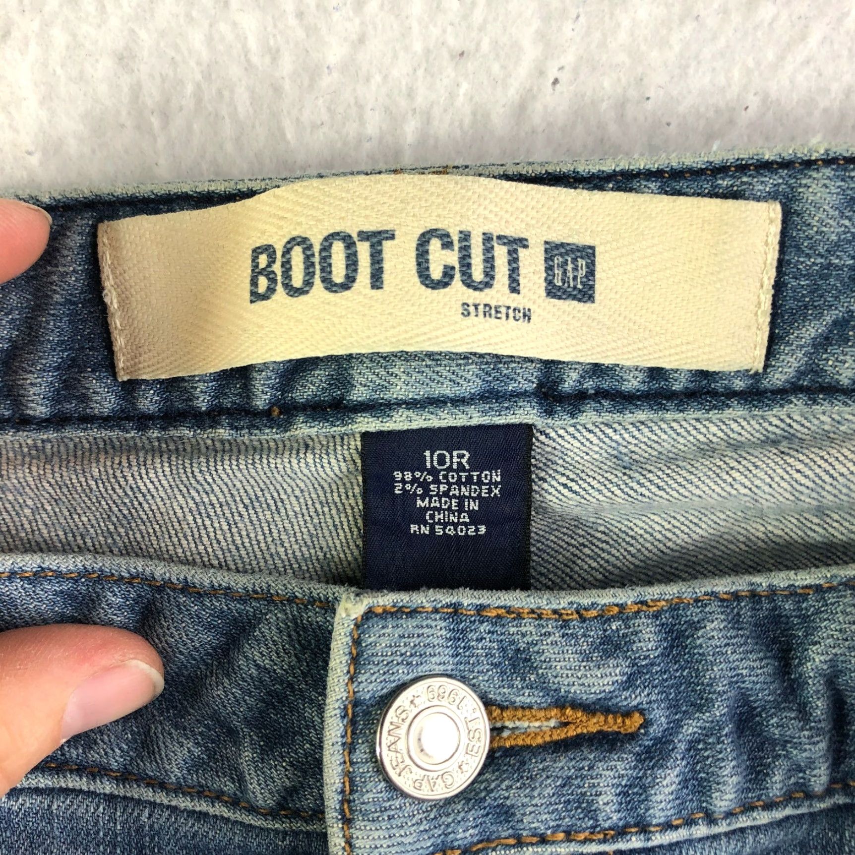 Gap VINTAGE Gap Jeans Mid Rise Bootcut Womens Size 10 Regular Blue Denim 2002 Cotton Zip Inseam 28 in Size 32" / US 10 / IT 46 - 7 Thumbnail