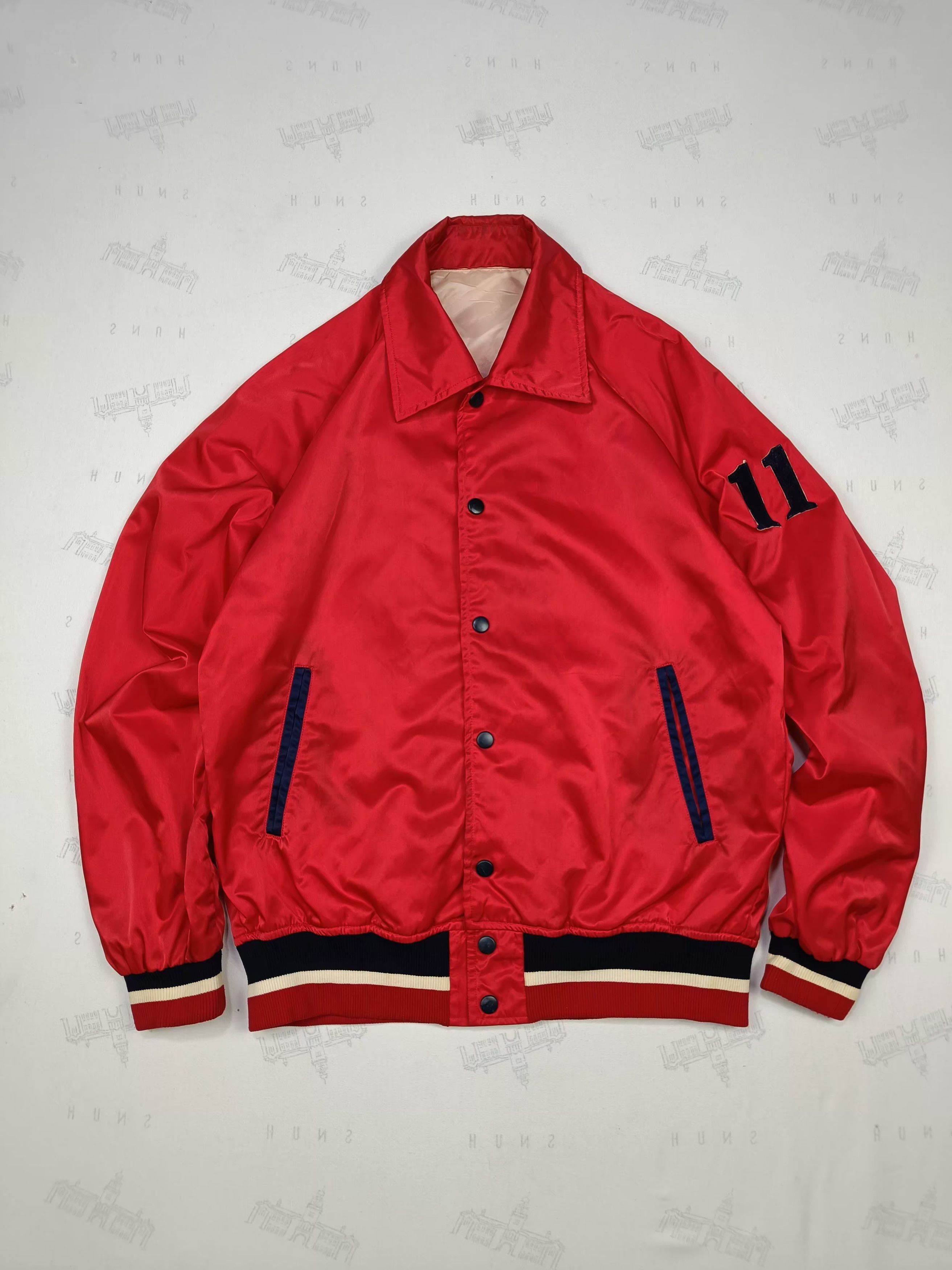 Descente Vintage 80s DESCENTE 'BOMBERS' Back Spell Out Size US L / EU 52-54 / 3 - 3 Thumbnail