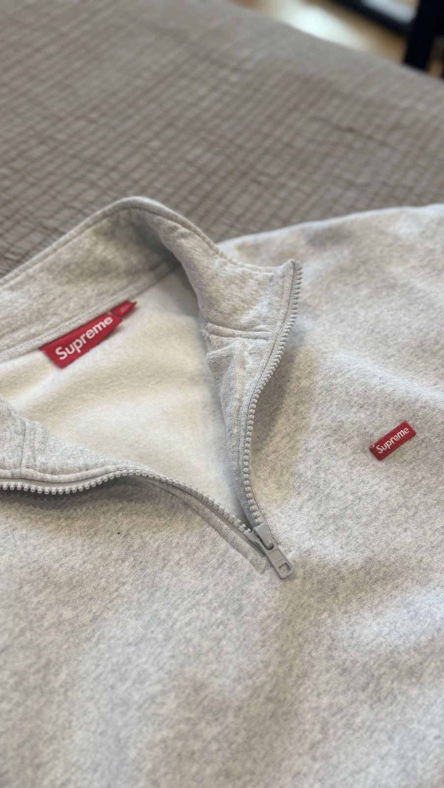 Supreme SUPREME “ASH GREY” SMALL BOX LOGO HALF ZIP (SIZE L) Size US L / EU 52-54 / 3 - 3 Thumbnail
