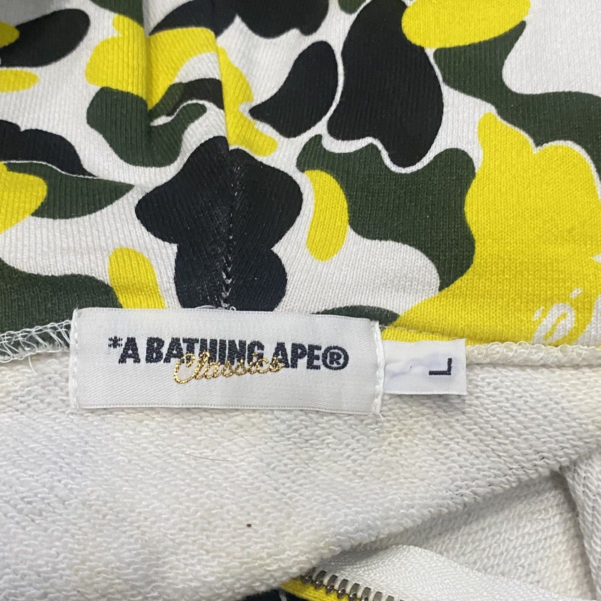 Bape Bape Shark Osaka Limited Camo Hoodie Size US L / EU 52-54 / 3 - 2 Thumbnail
