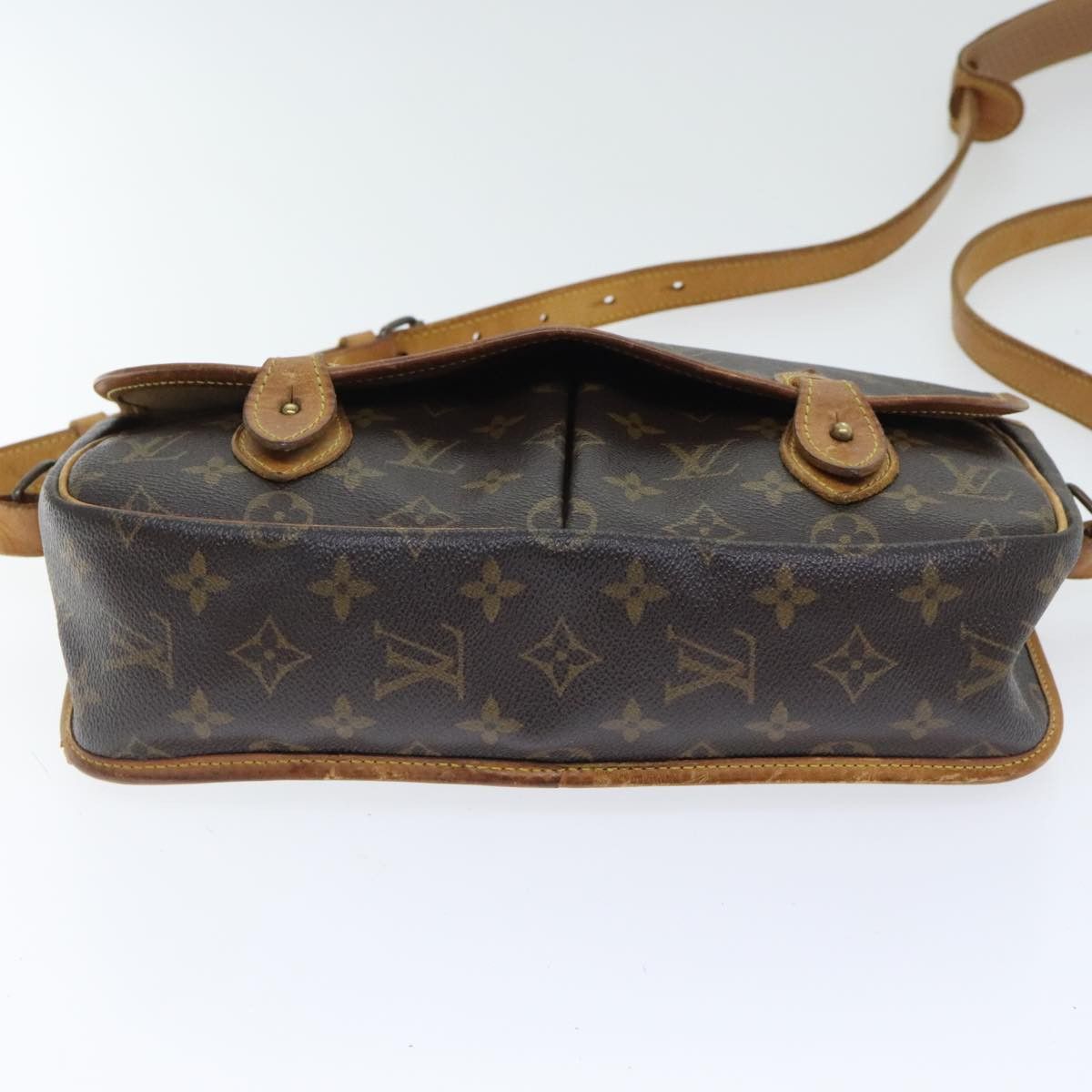 Louis Vuitton LOUIS VUITTON Monogram Gibeciere MM Shoulder Bag M42247 Size ONE SIZE - 5 Thumbnail