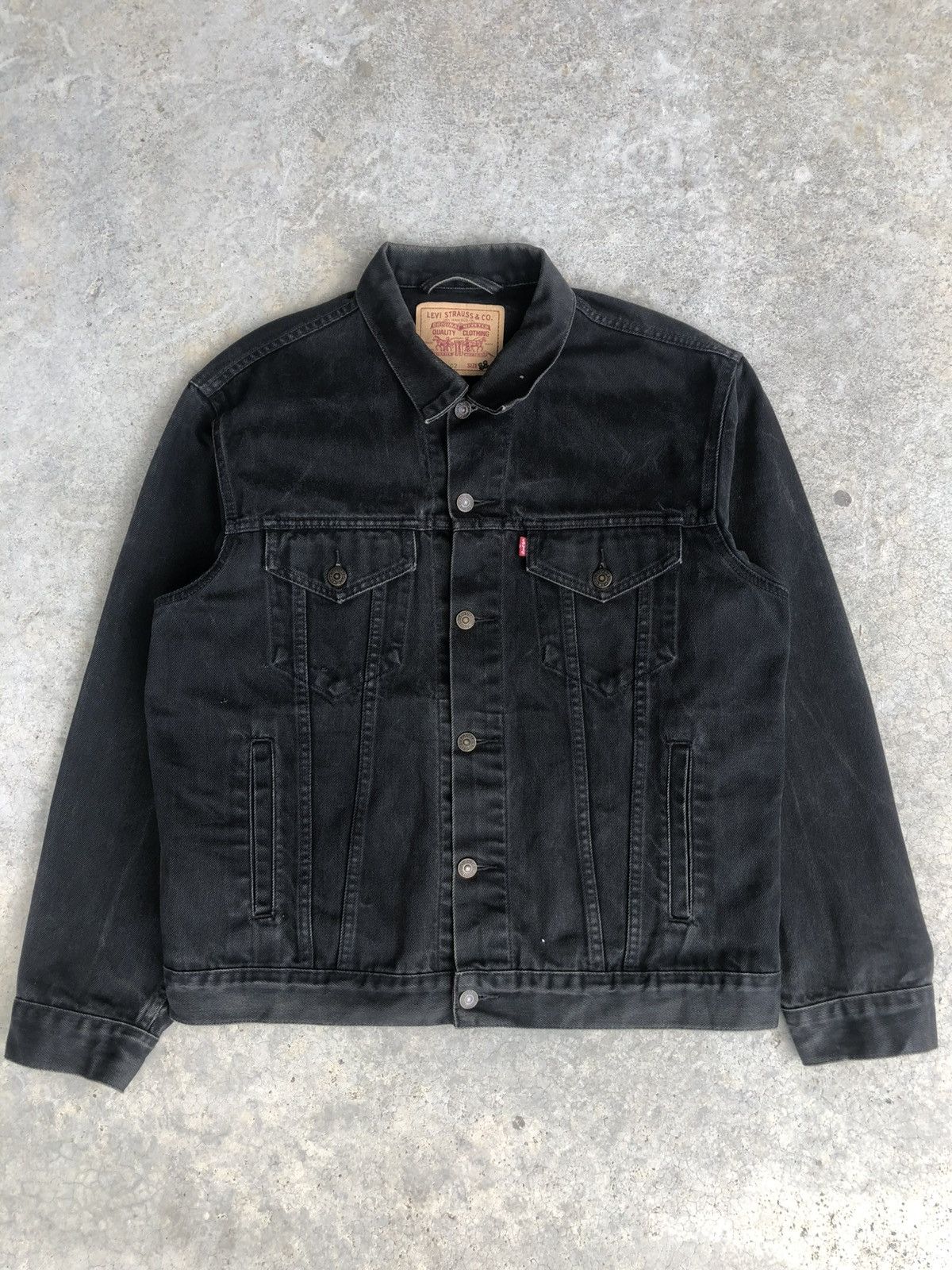 Levi's Vintage Levi’s Denim Jacket Distressed Size US L / EU 52-54 / 3 - 1 Thumbnail