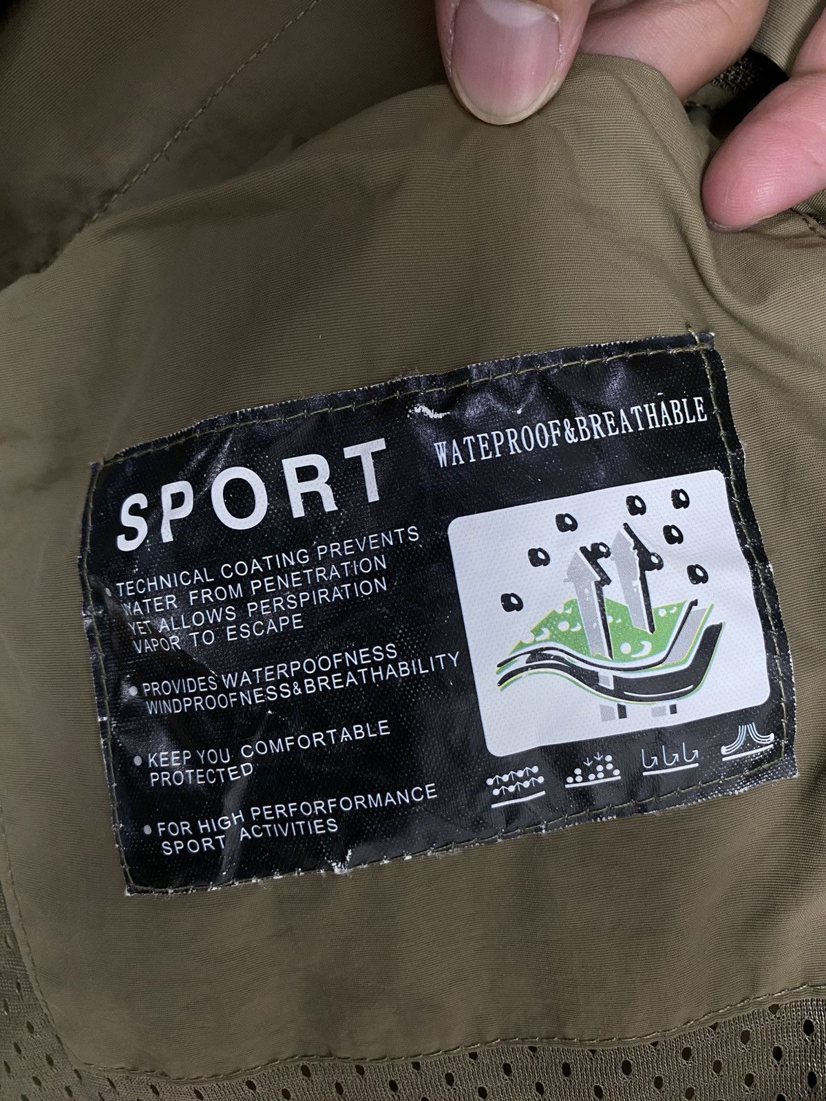 Jack Wolfskin Rare‼️ Jack Wolfskins Waterproof Hoodie Jacket Size US L / EU 52-54 / 3 - 7 Thumbnail