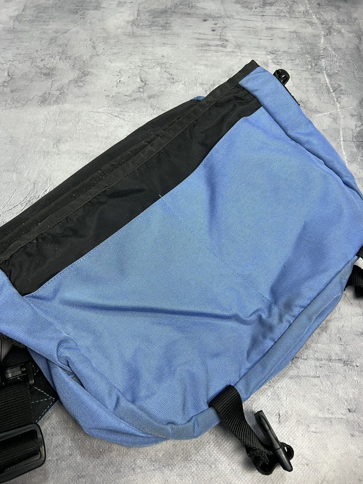 Eastpak × Vintage Vintage Eastpak Messenger Bag Size ONE SIZE - 9 Thumbnail