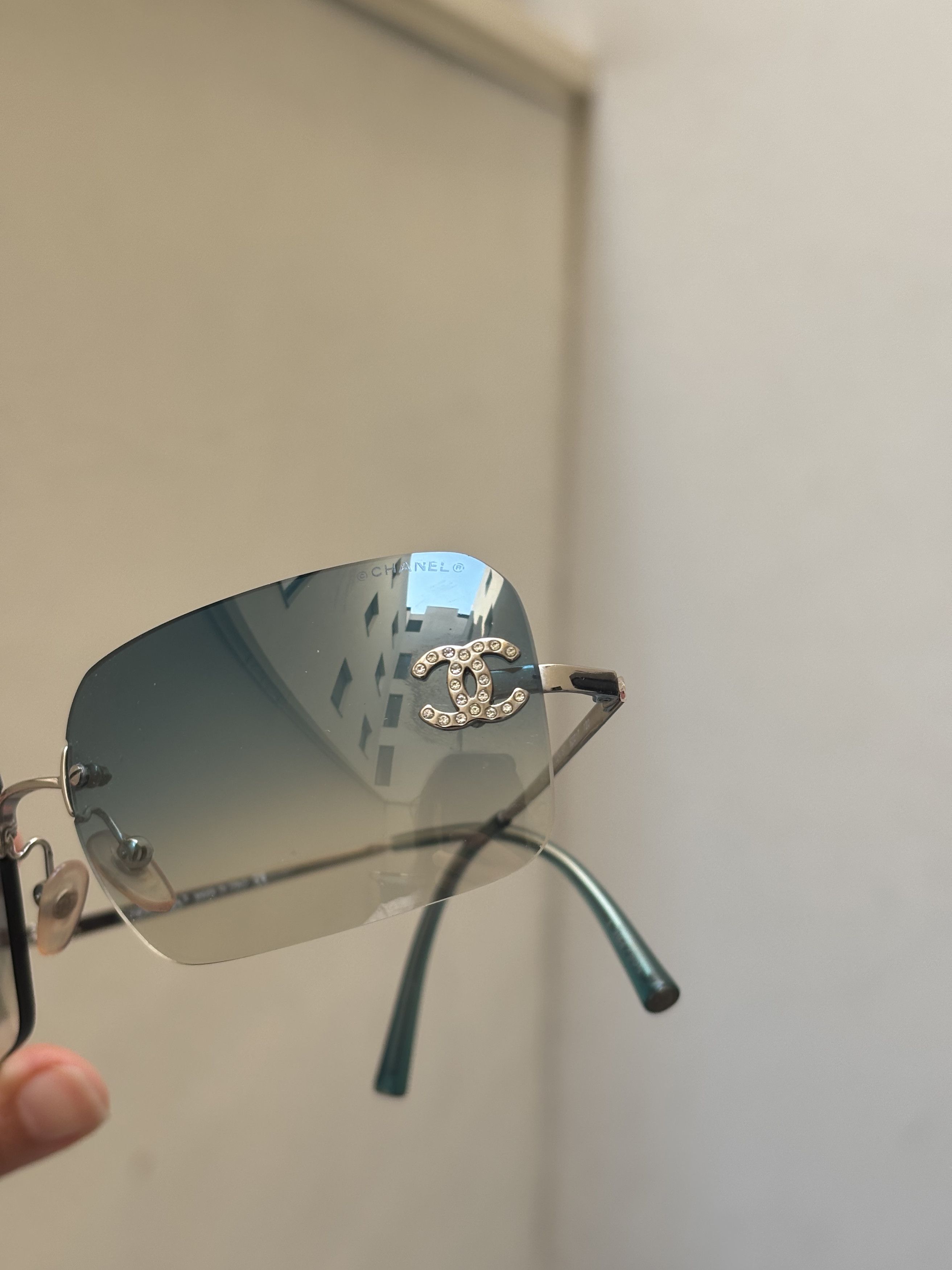 Chanel Chanel Sunglasses 4017-D Rhinestone CC Rimless Logo Size ONE SIZE - 5 Thumbnail