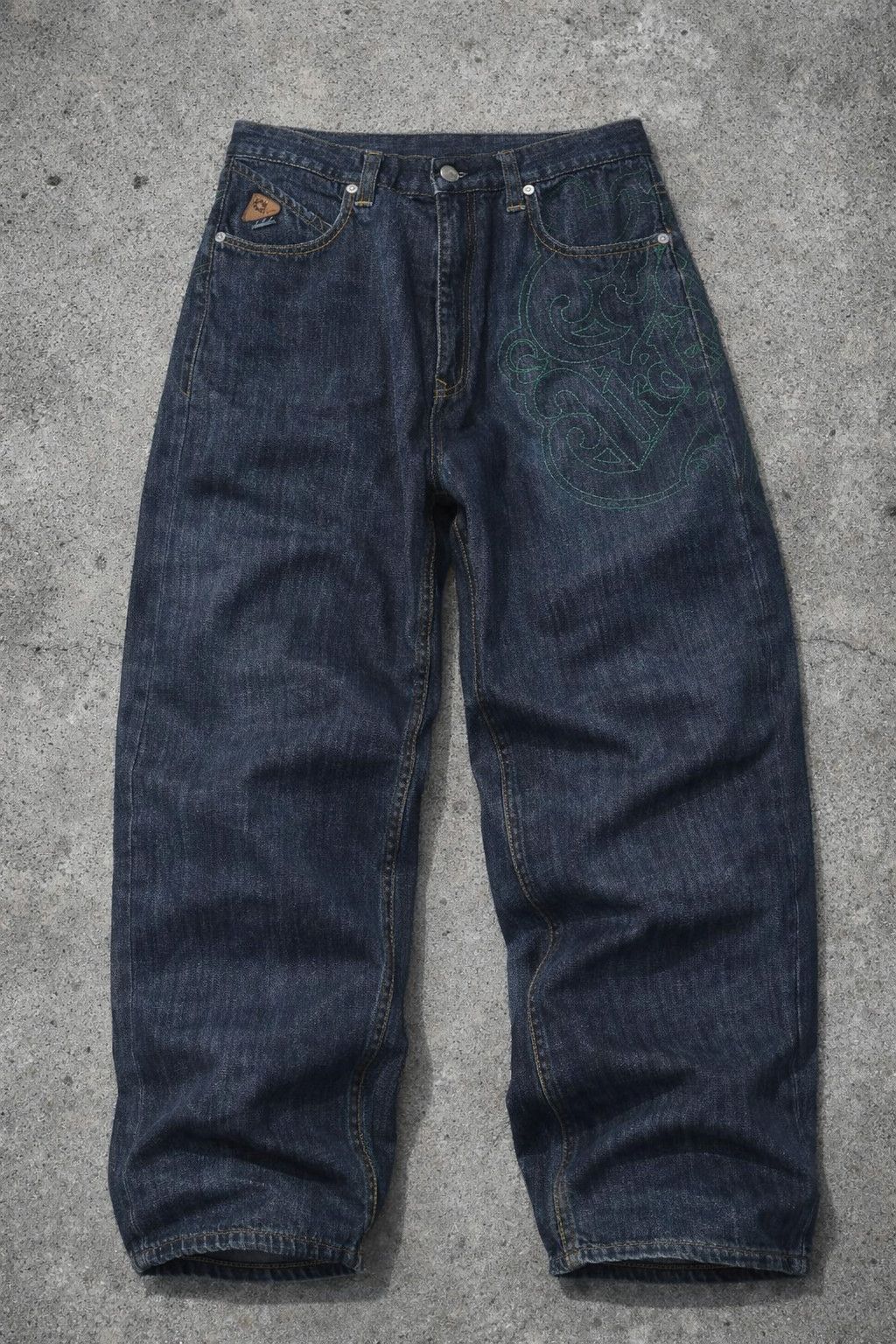 Akademiks Akademilks hip-hop tribal style baggy jeans Size US 36 / EU 52 - 2 Thumbnail