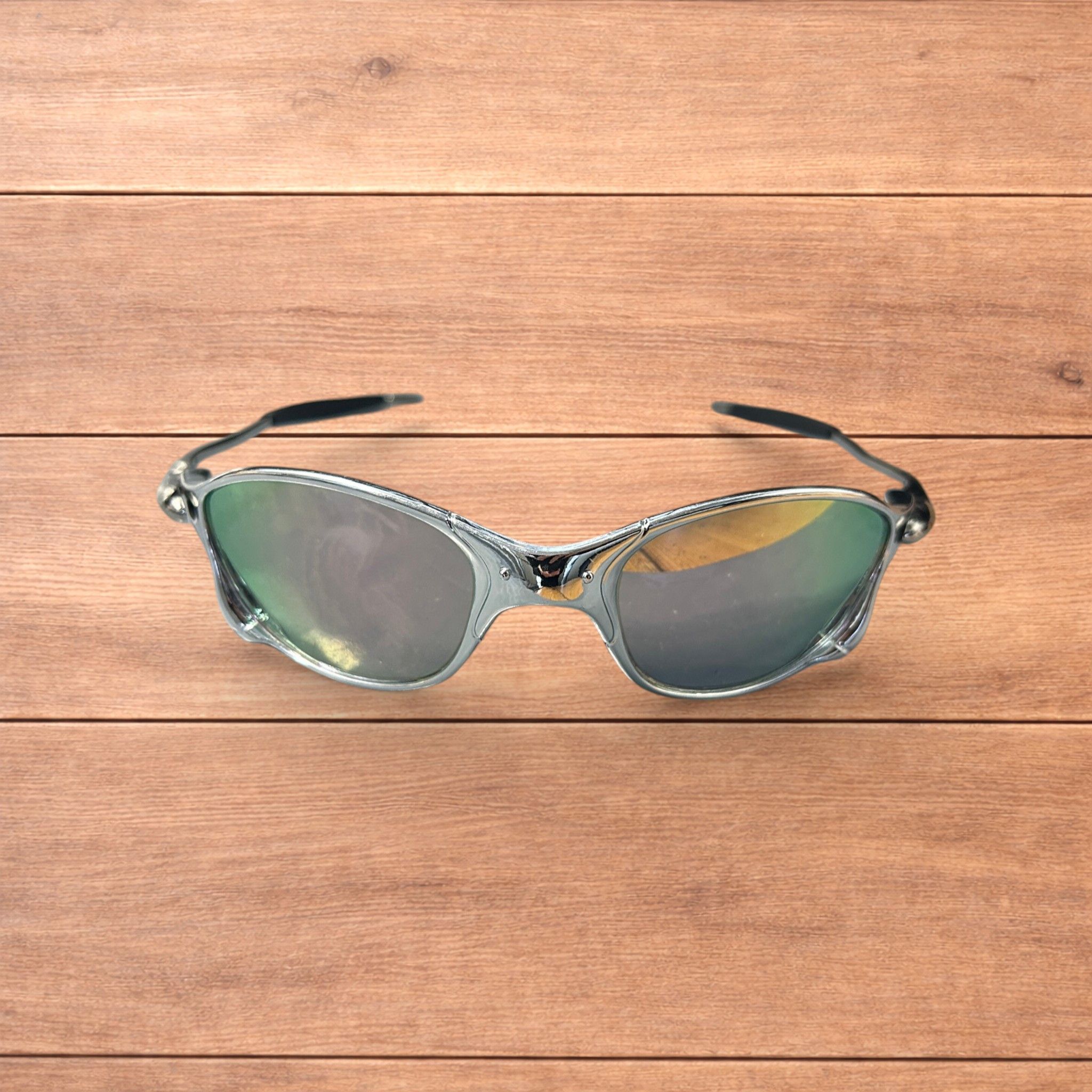 Japanese Brand Insane metal frame sunglasses in silver with purple lens. Size ONE SIZE - 4 Thumbnail