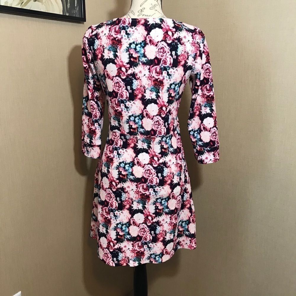 Other Brixon ivy Dress floral size Four long sleeves Size S / US 4 / IT 40 - 9 Thumbnail