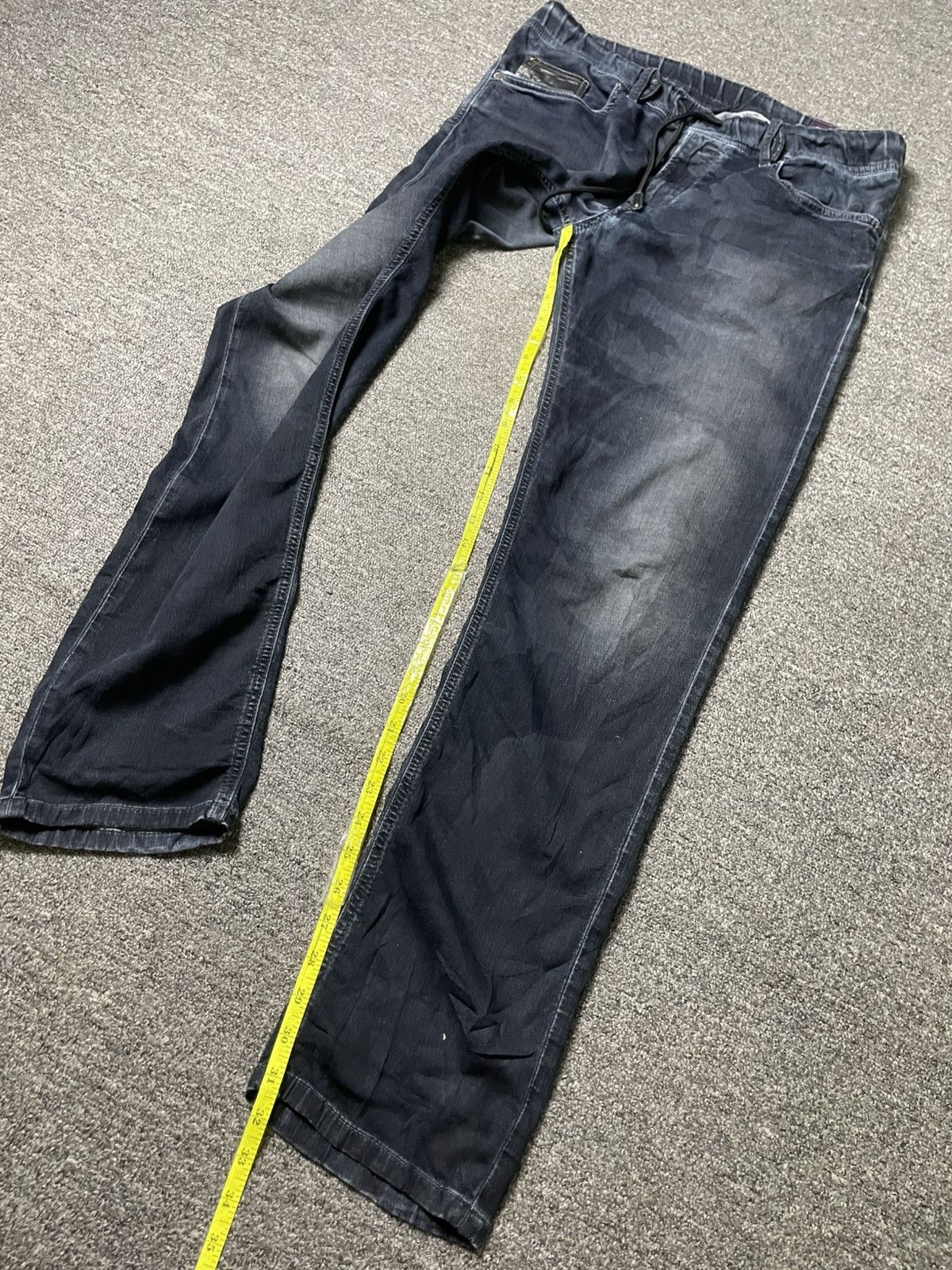 Diesel × Vintage DIESEL INDUSTRY RELAXED FIT JEANS (103) Size US 33 - 5 Thumbnail