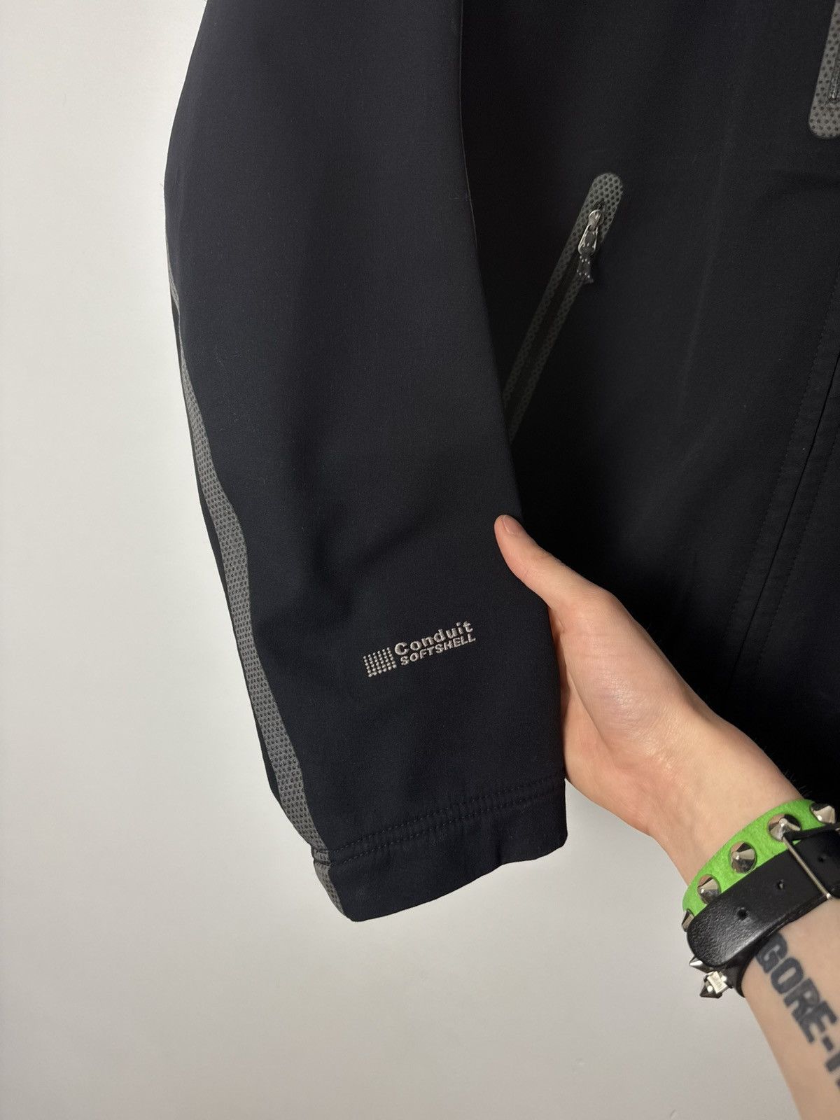 Mountain Hardwear Mountain Hardwear Softshell Jacket Black Tech Gorpcore Size US M / EU 48-50 / 2 - 4 Thumbnail