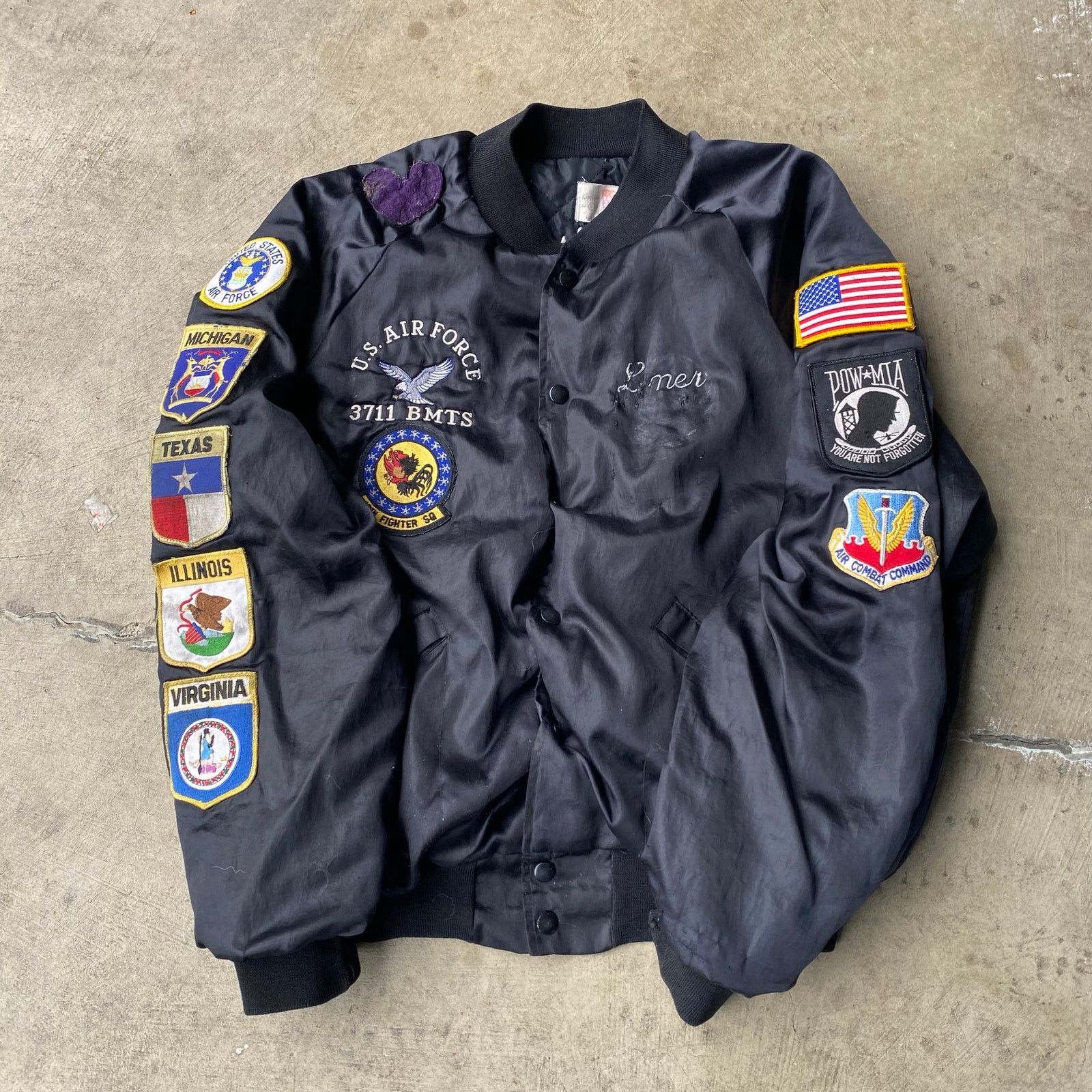 Vintage VINTAGE US AIR FORCE CHAINSTITCHED JACKET LARGE SOUVENIR Size US L / EU 52-54 / 3 - 2 Thumbnail