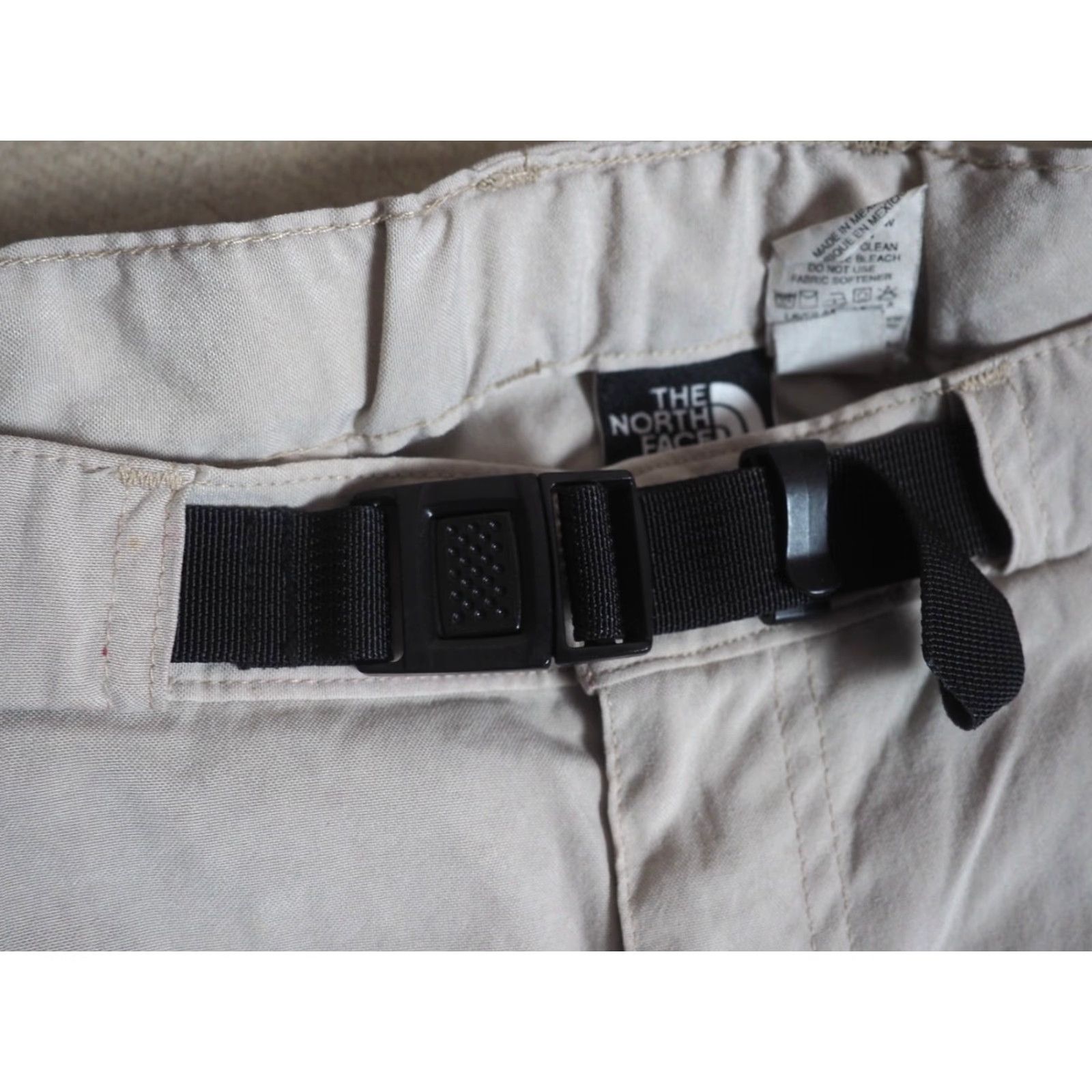The North Face VTG 90s The North Face TNF Mens Khaki Beige Belted Outdoor Pants M User: VTG 90s The North Face TNF Mens Belted Khaki Beige Outdoor Pants M Size US 31 - 5 Thumbnail
