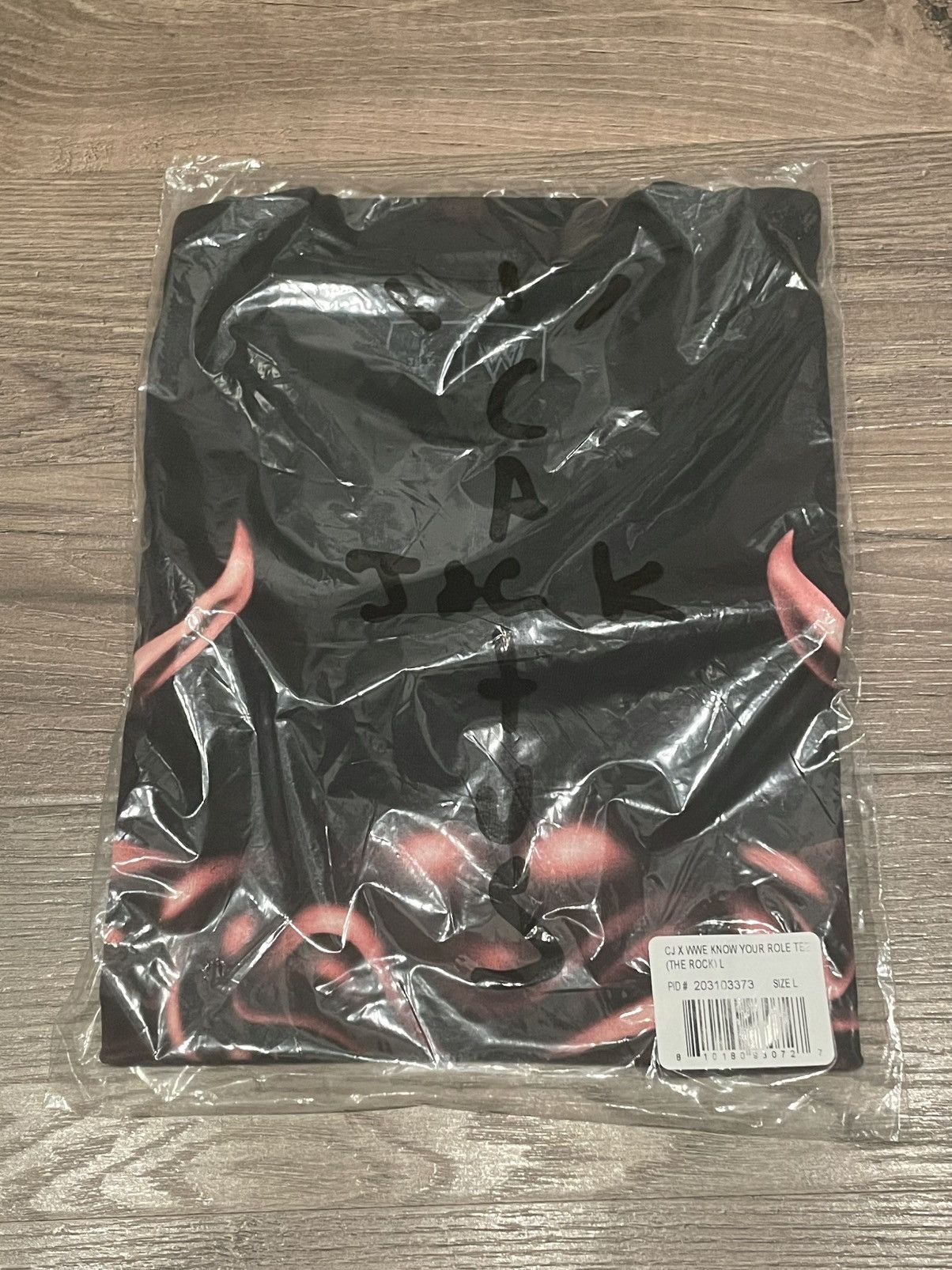 Cactus Plant Flea Market × Travis Scott Travis Scott CJ x WWE Know Your Role The Rock Tee Size US L / EU 52-54 / 3 - 1 Thumbnail