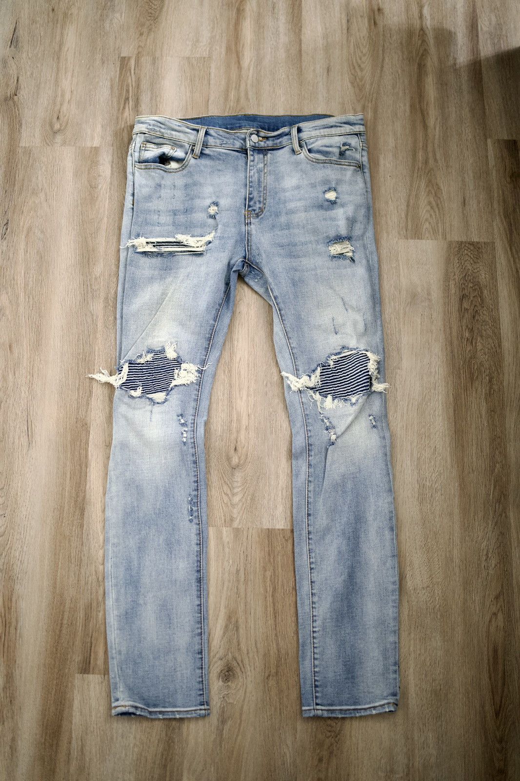 MNML Distressed Jean Size US 36 / EU 52 - 1 Thumbnail