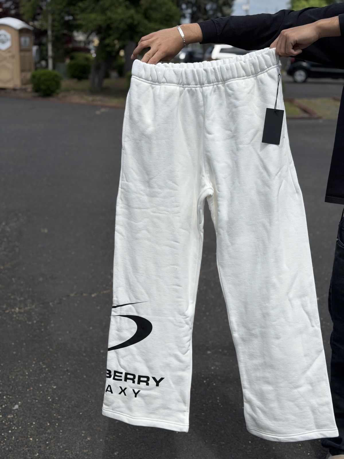 The GV Gallery Gv galaxy sweats Size US 32 / EU 48 - 1 Thumbnail