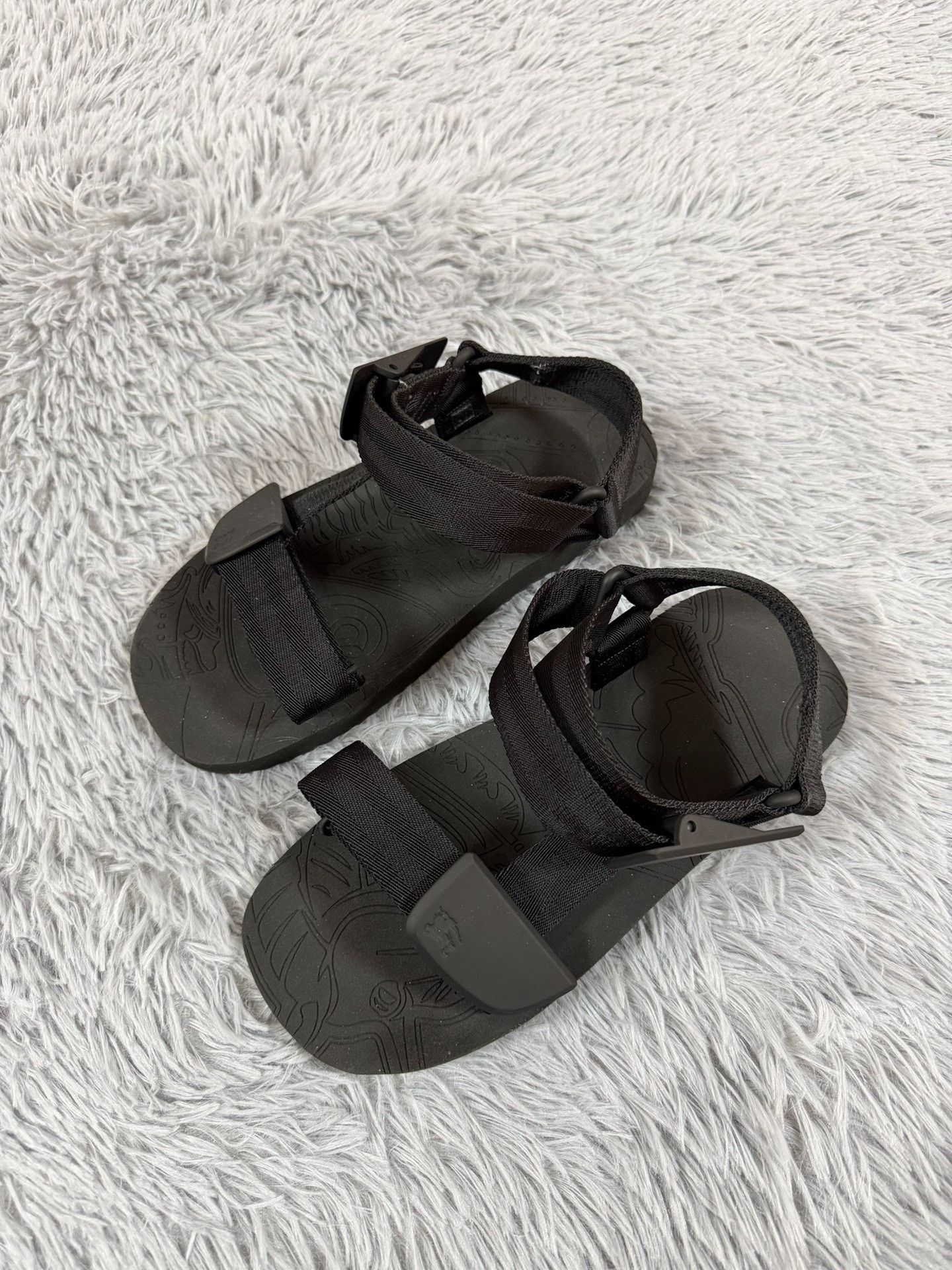 Burberry Burberry Retro Sandals 40 Men Size US 7.5 / EU 40-41 - 1 Thumbnail