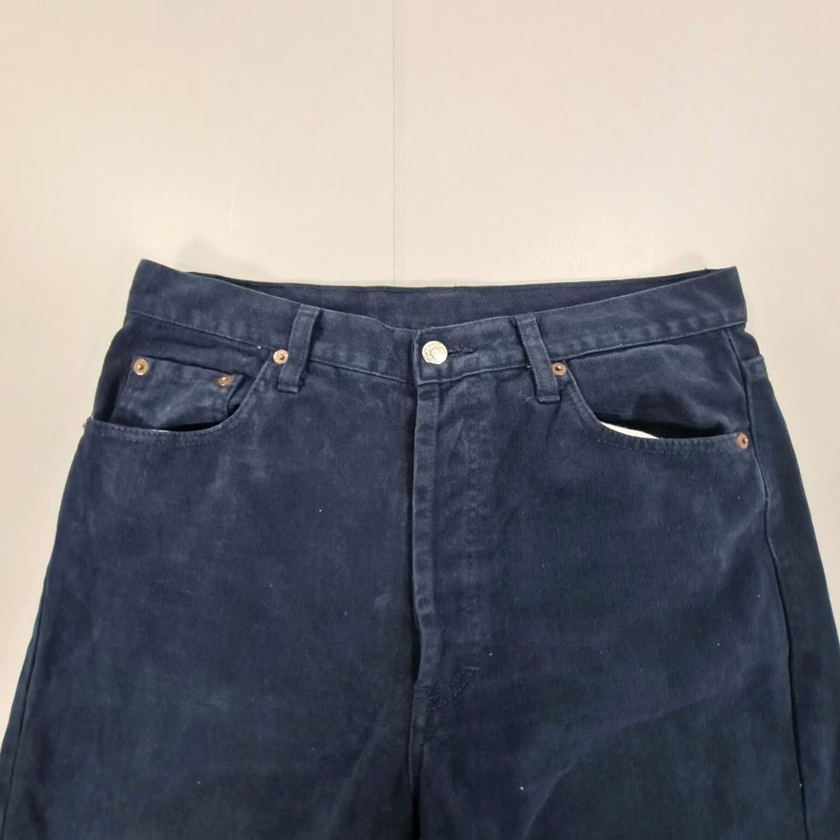 Levi's VINTAGE Levi's 501 Jeans Blue 32x26 Regular Straight Button Fly USA Mens Size US 32 / EU 48 - 2 Thumbnail