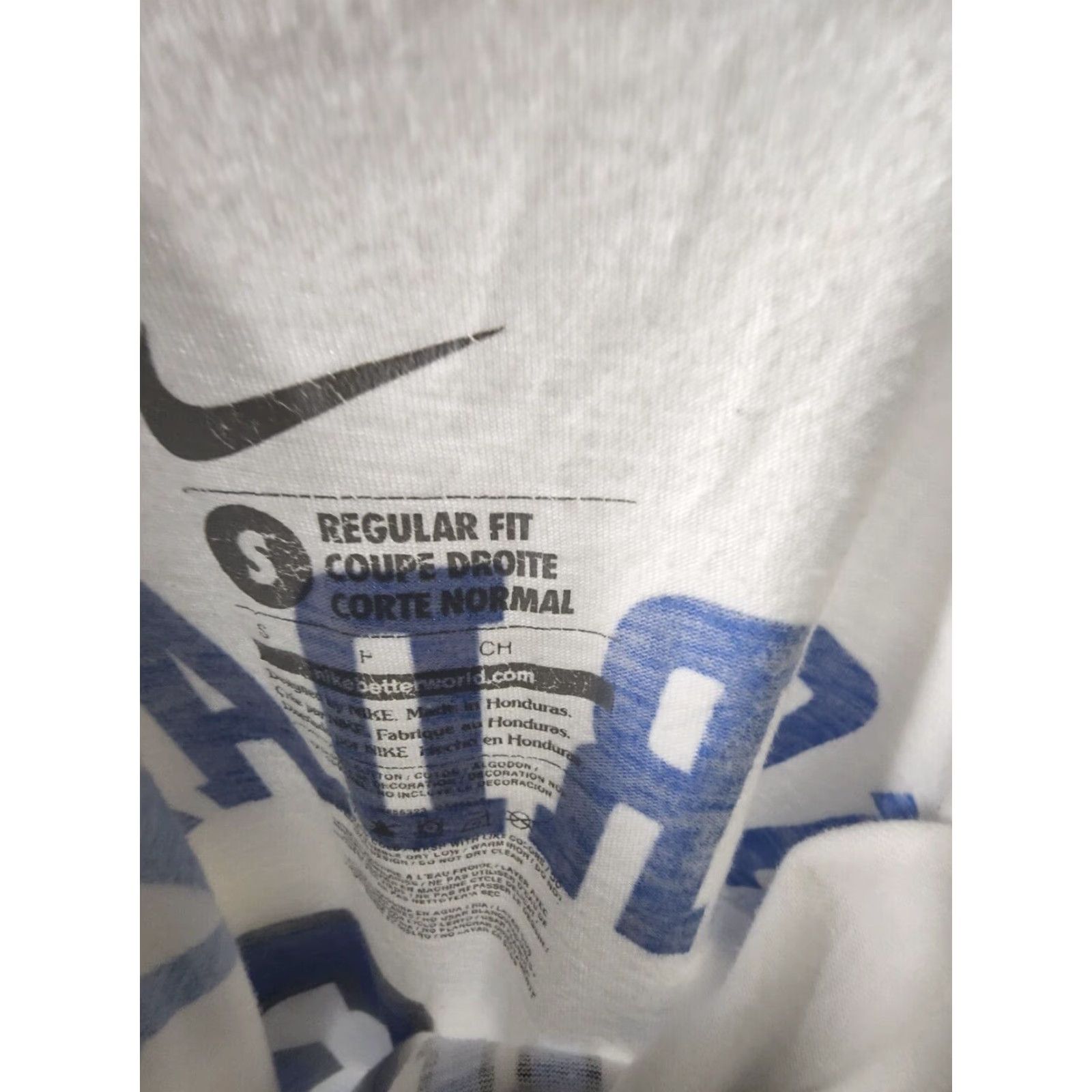 Nike VINTAGE Nike Mens S T-Shirt Michael Jordan UNC University White Cotton Short Sleeve Logo 90s Mens Size US S / EU 44-46 / 1 - 3 Thumbnail